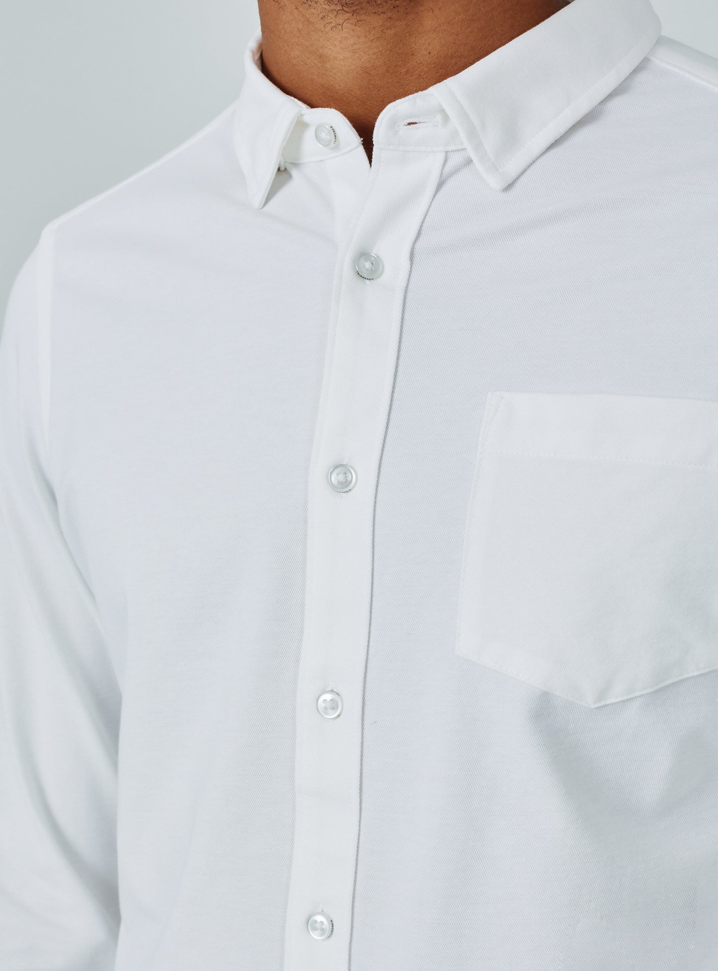 white-7470