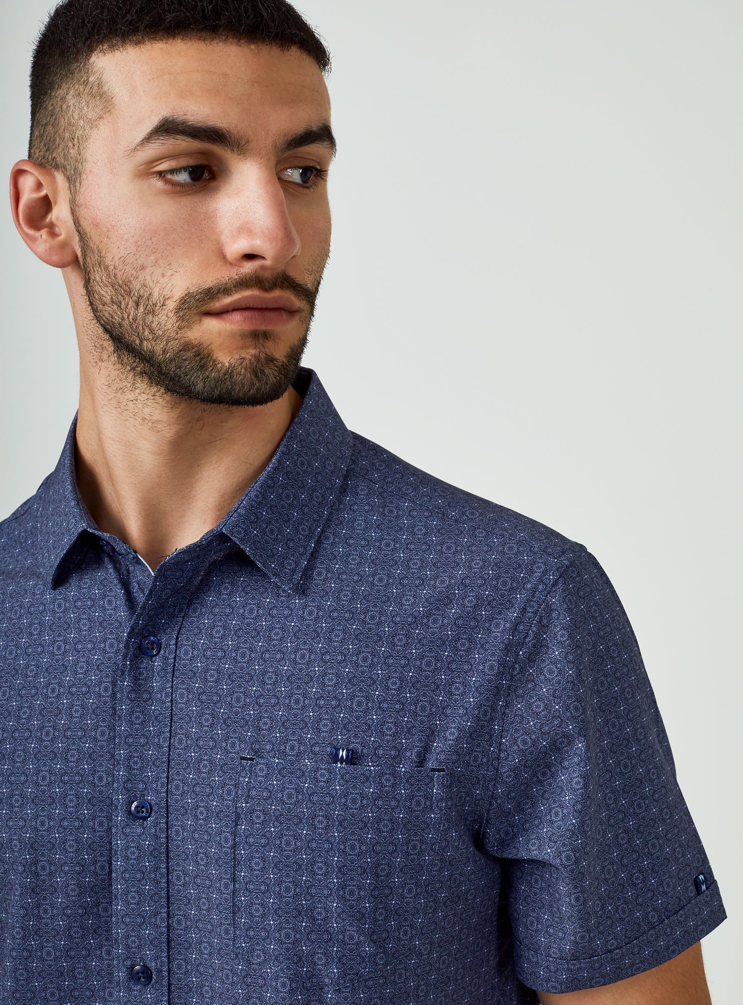 navy-7485