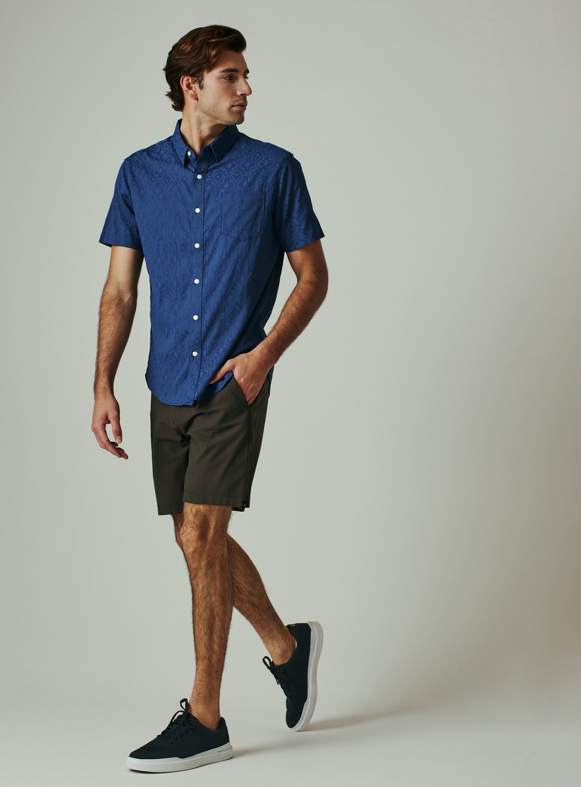 navy-7523