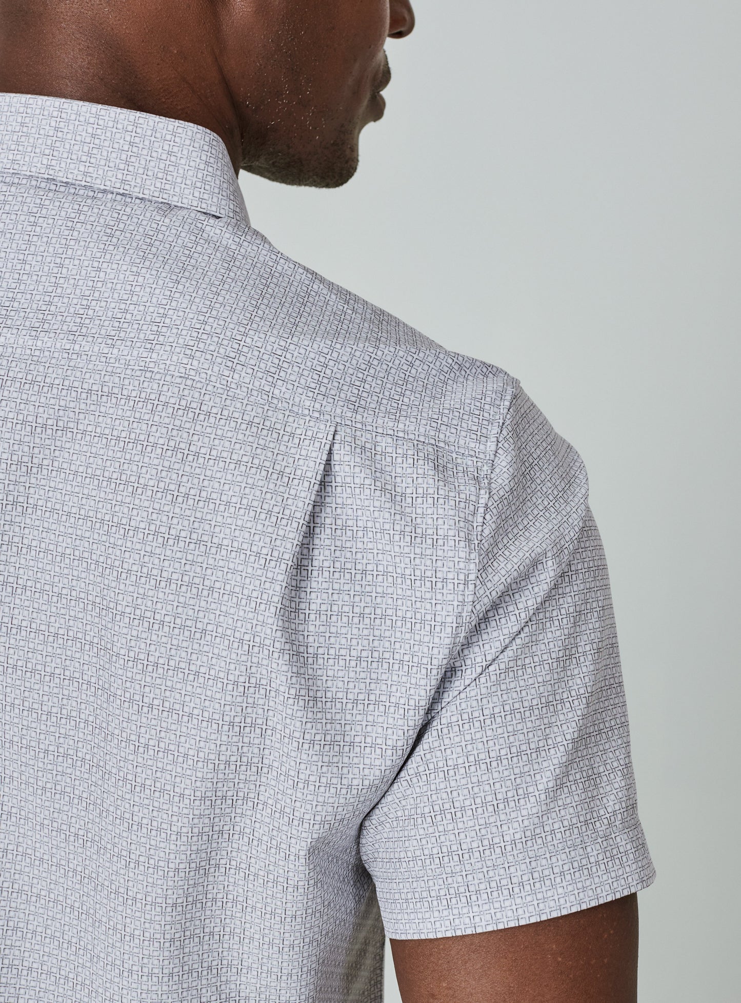 light-grey-7526