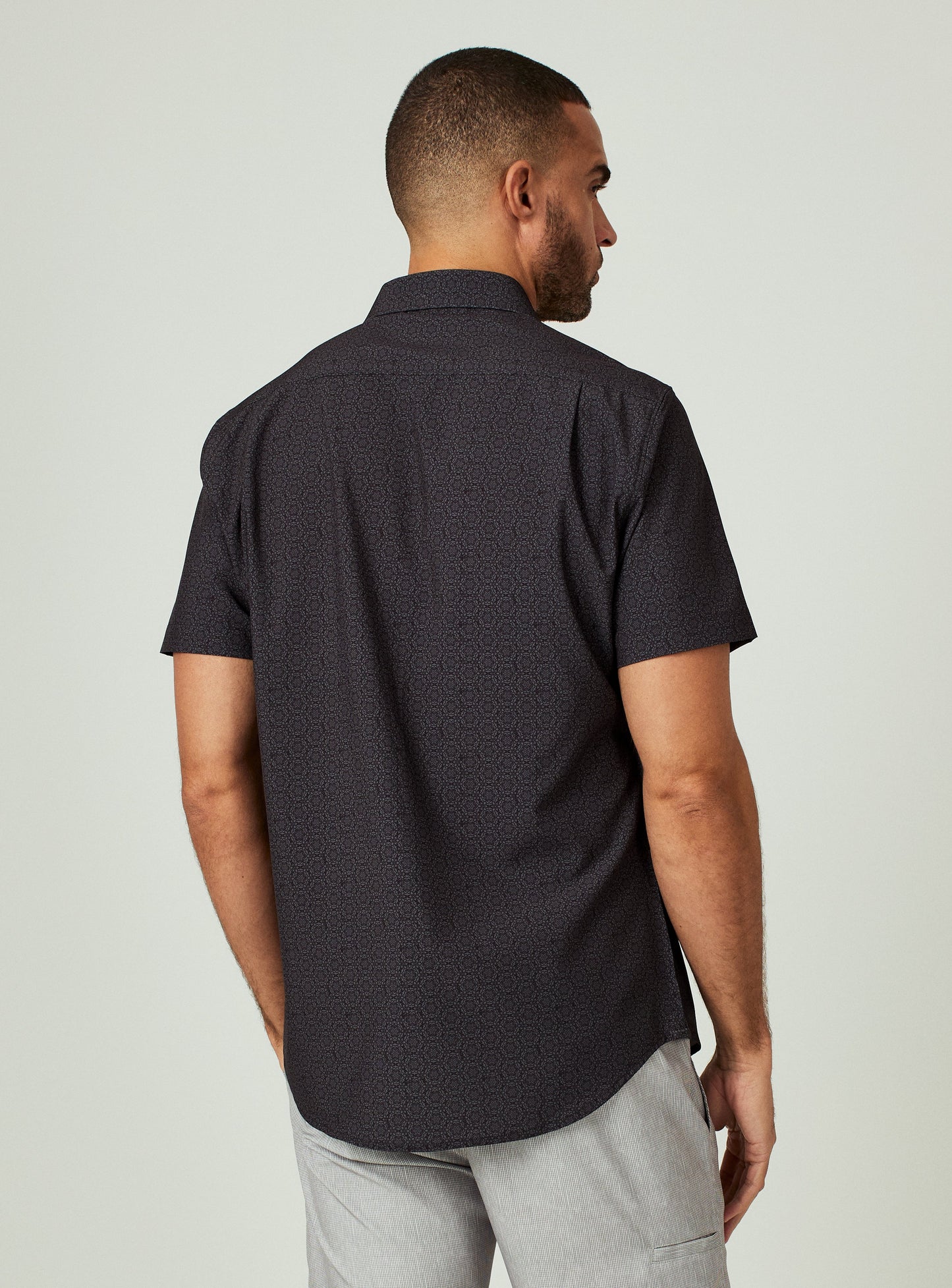 black-7651