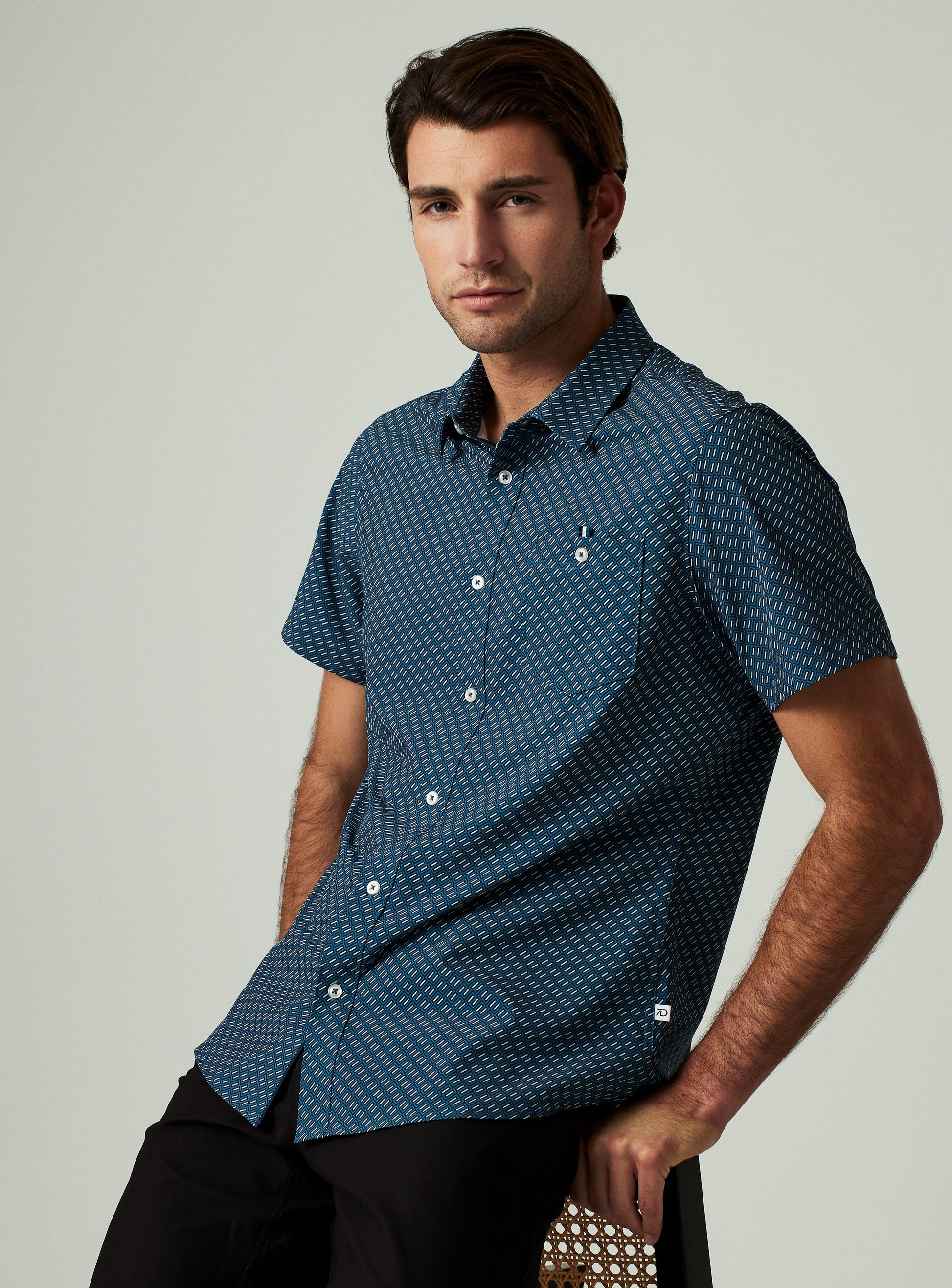 teal-7652