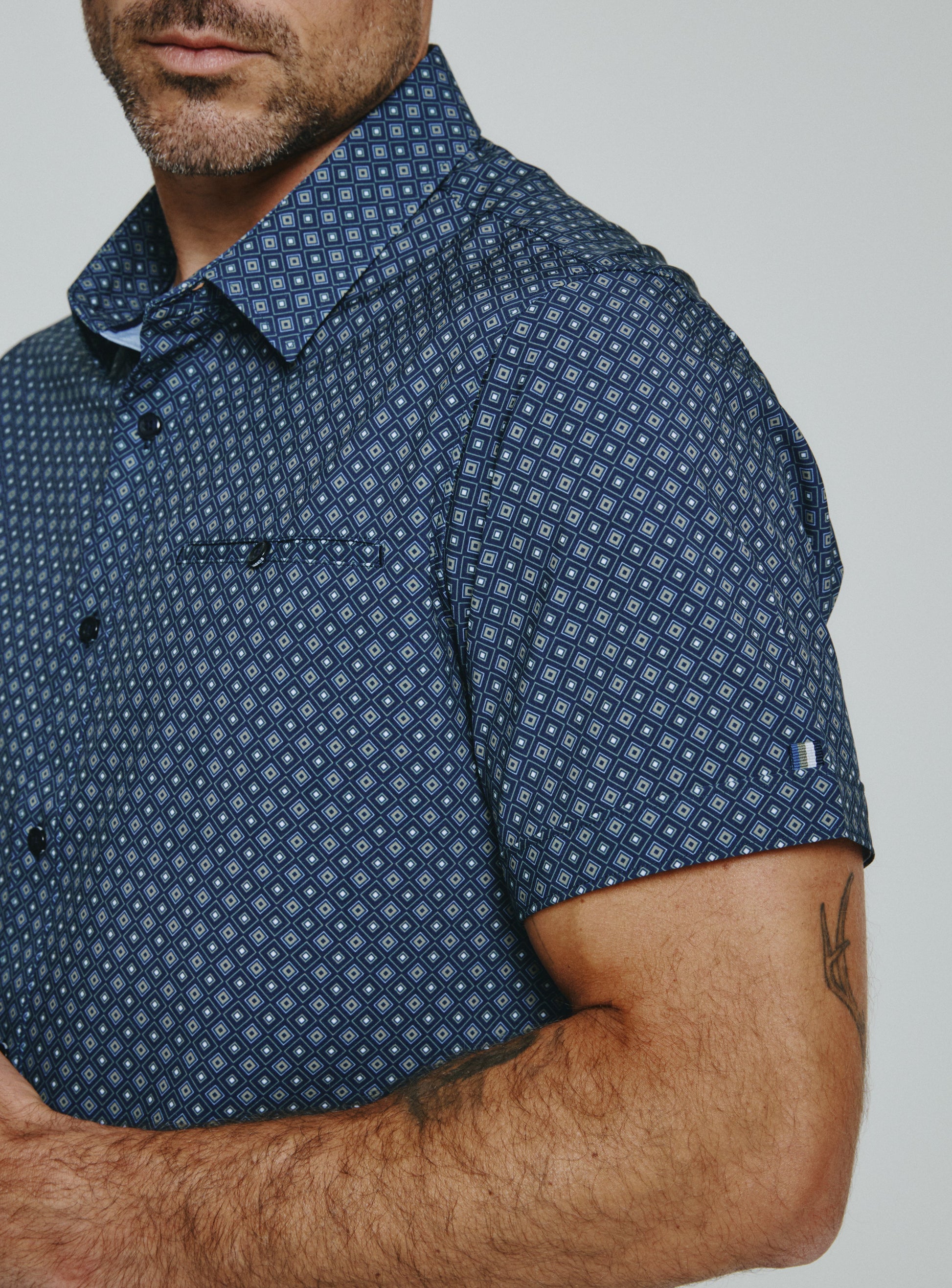 navy-7776