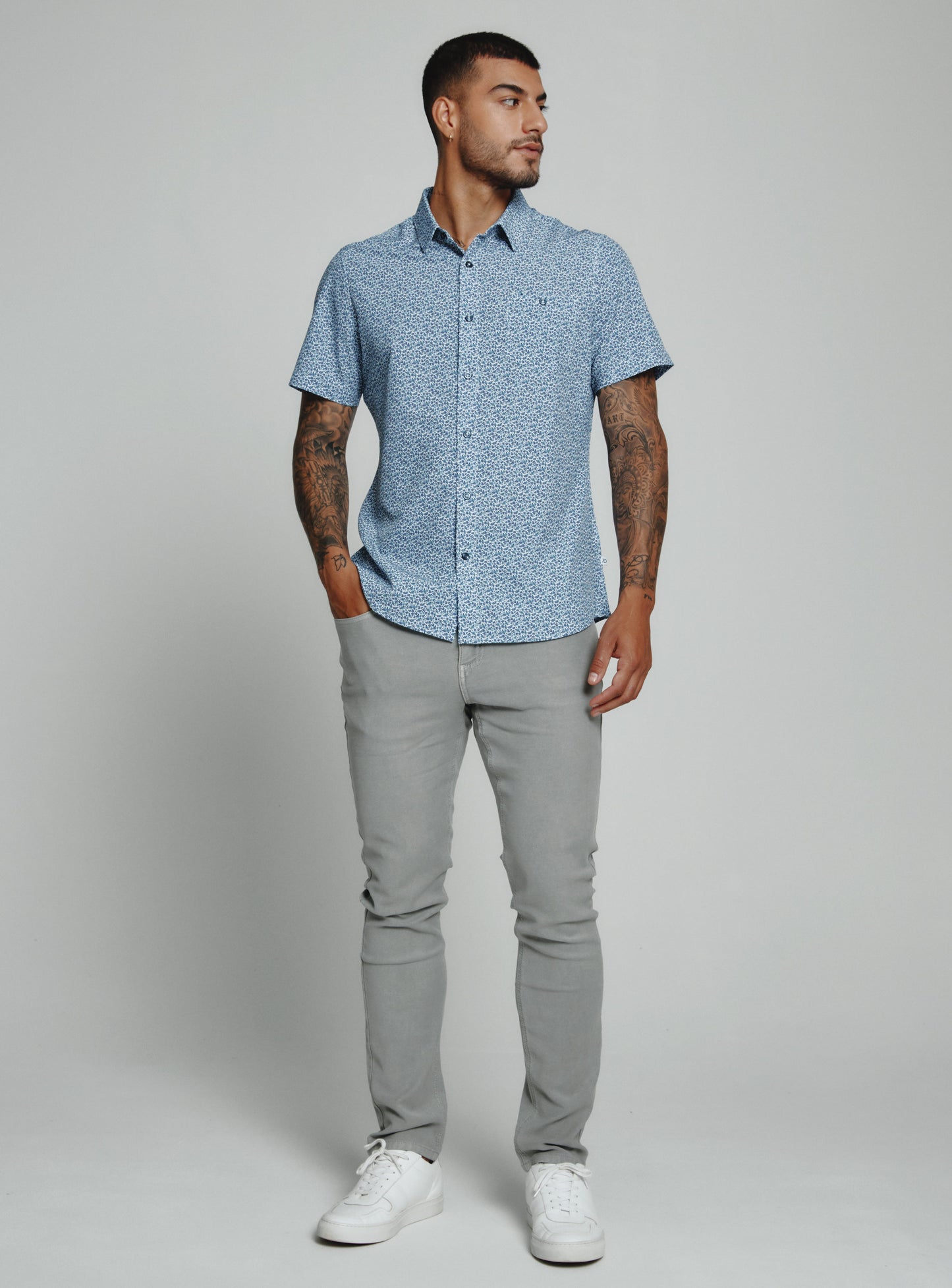 light-blue-7795