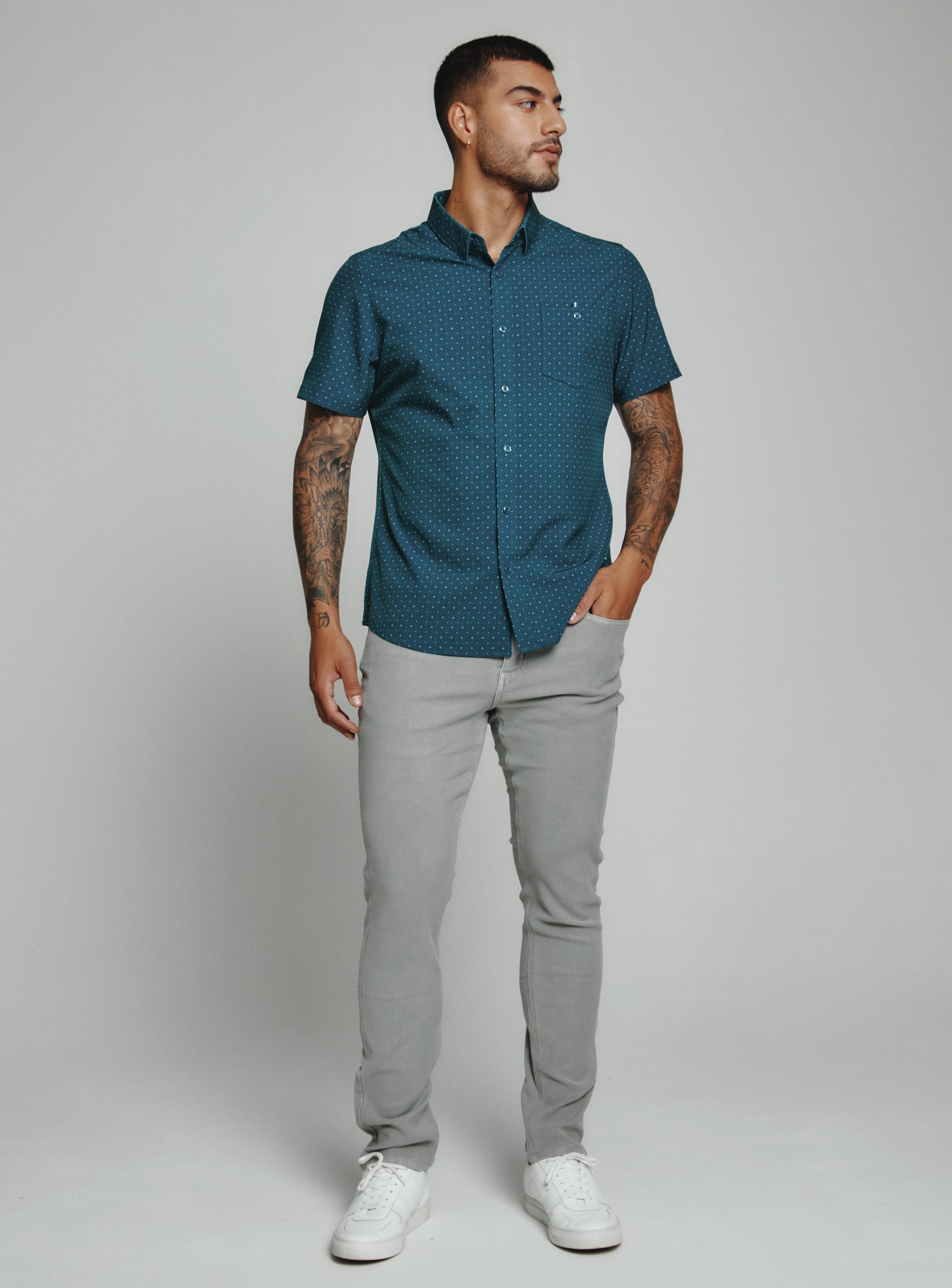 teal-7799