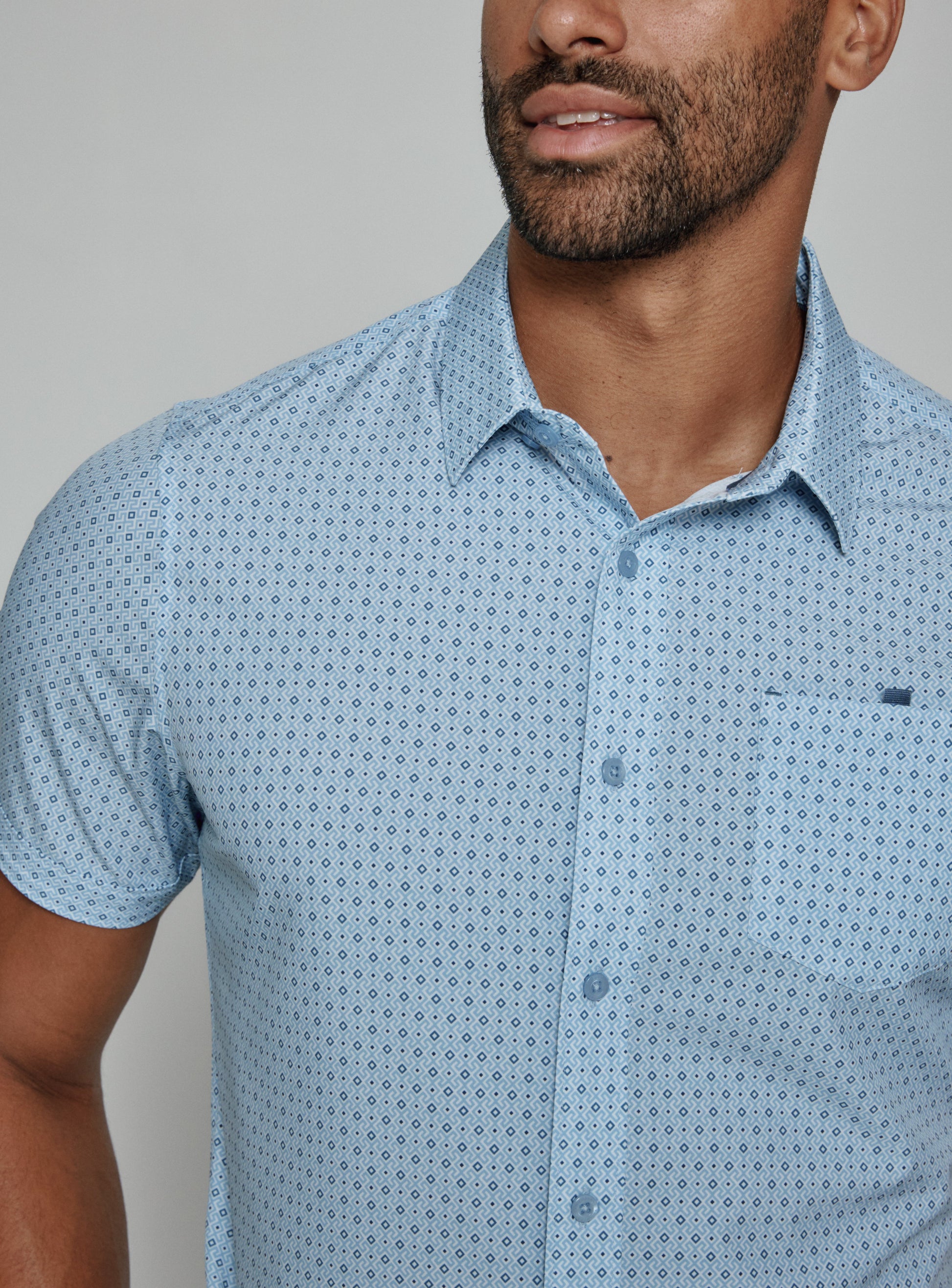 light-blue-7800