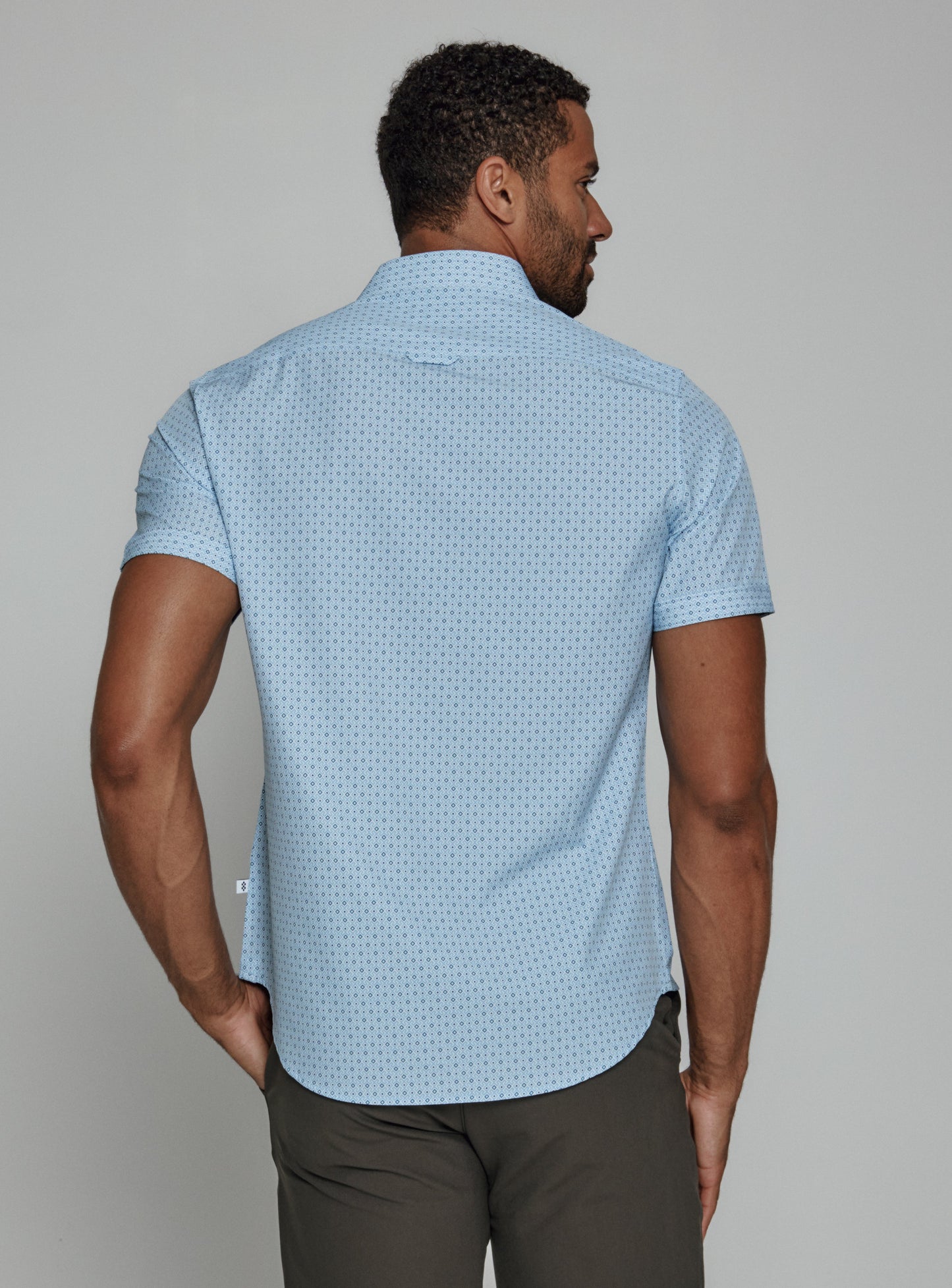 light-blue-7800