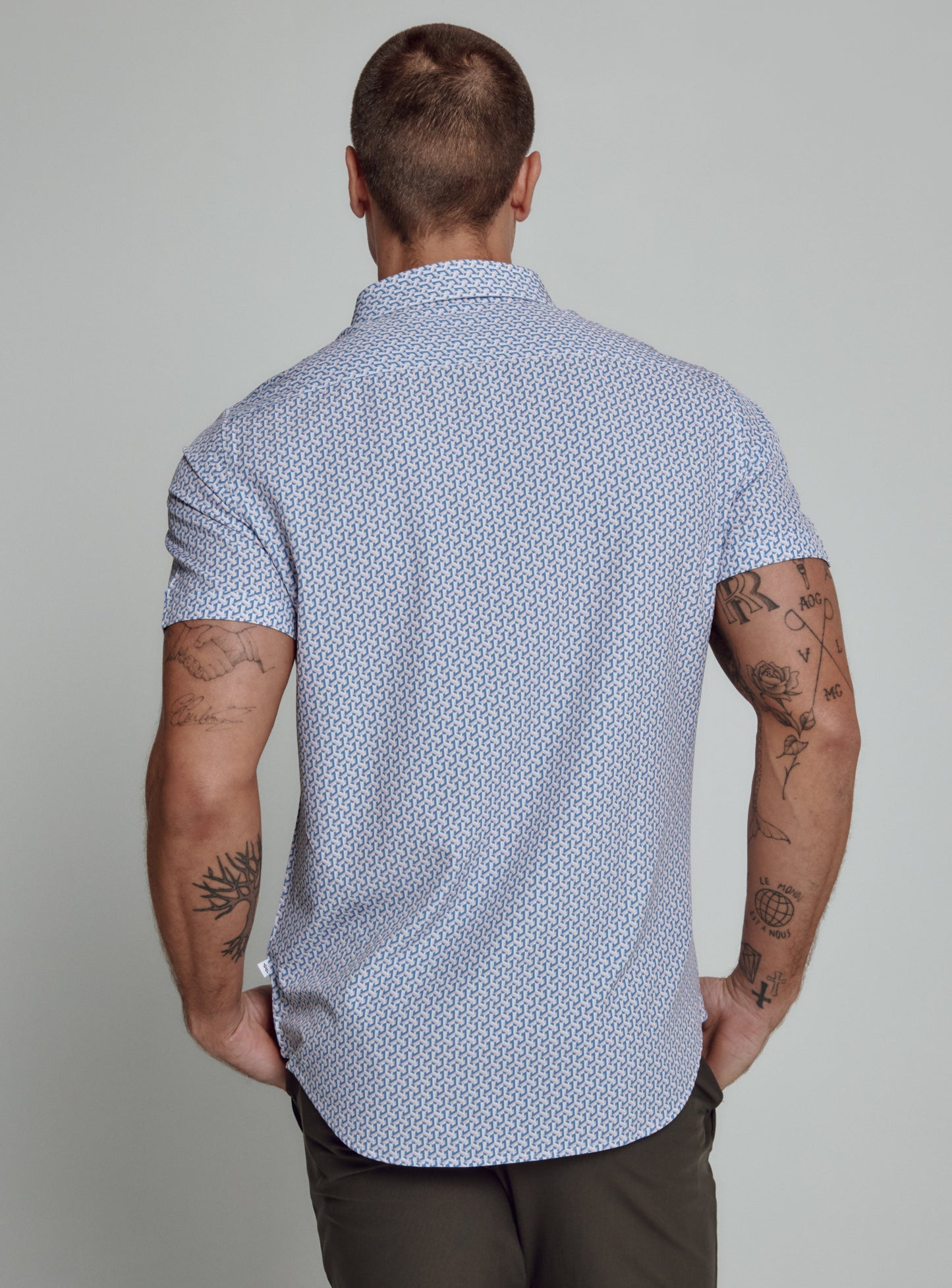 white-7814