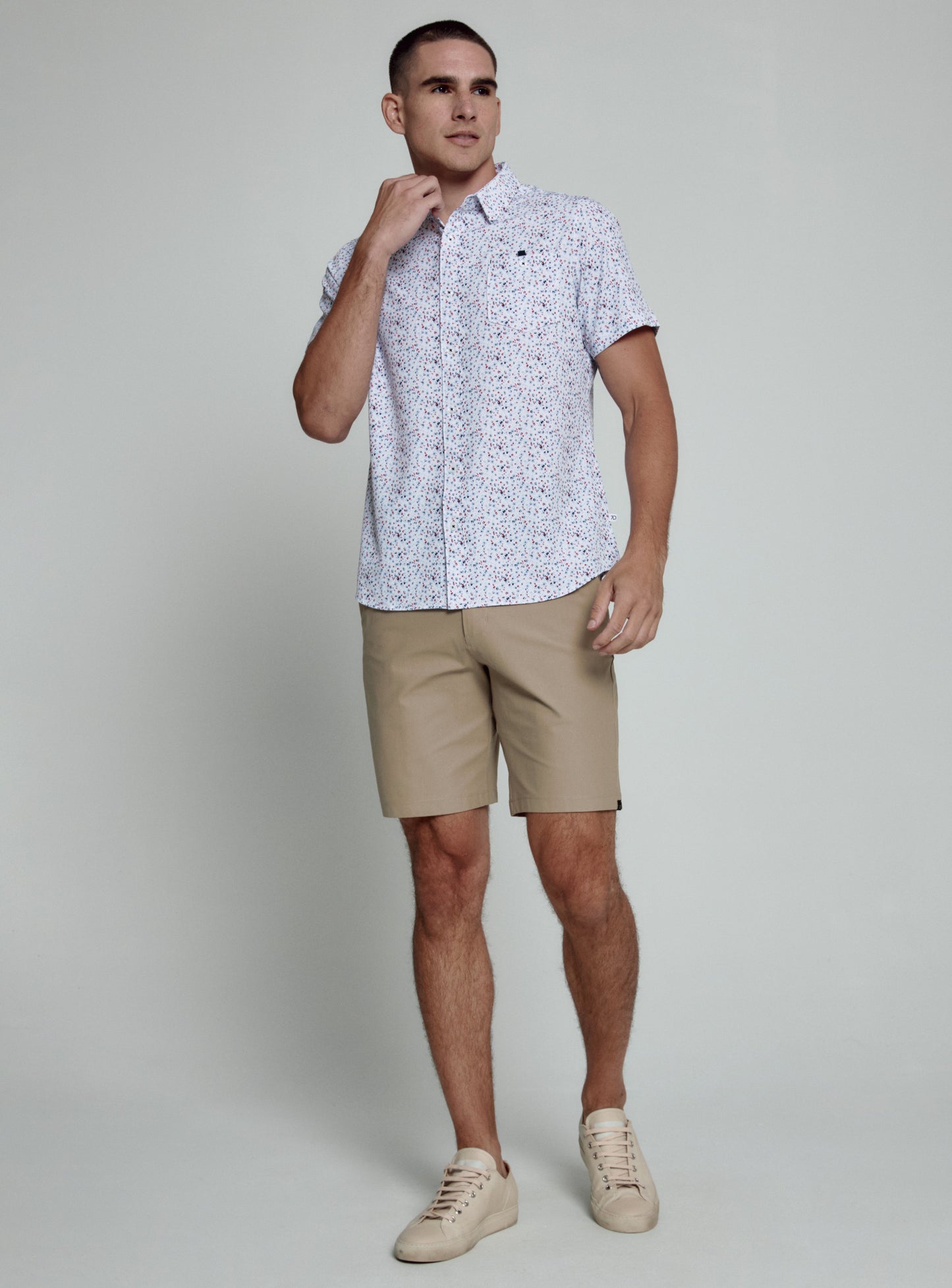 white-7818