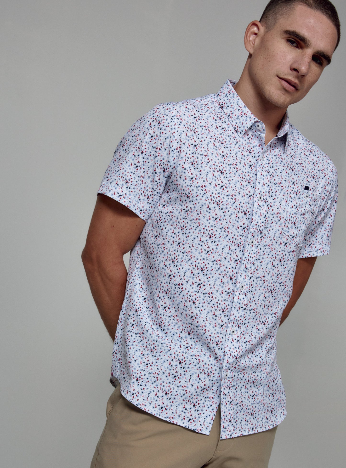 white-7818