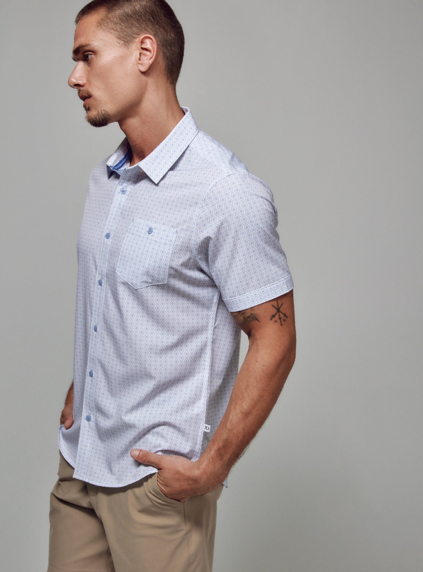 white-7828