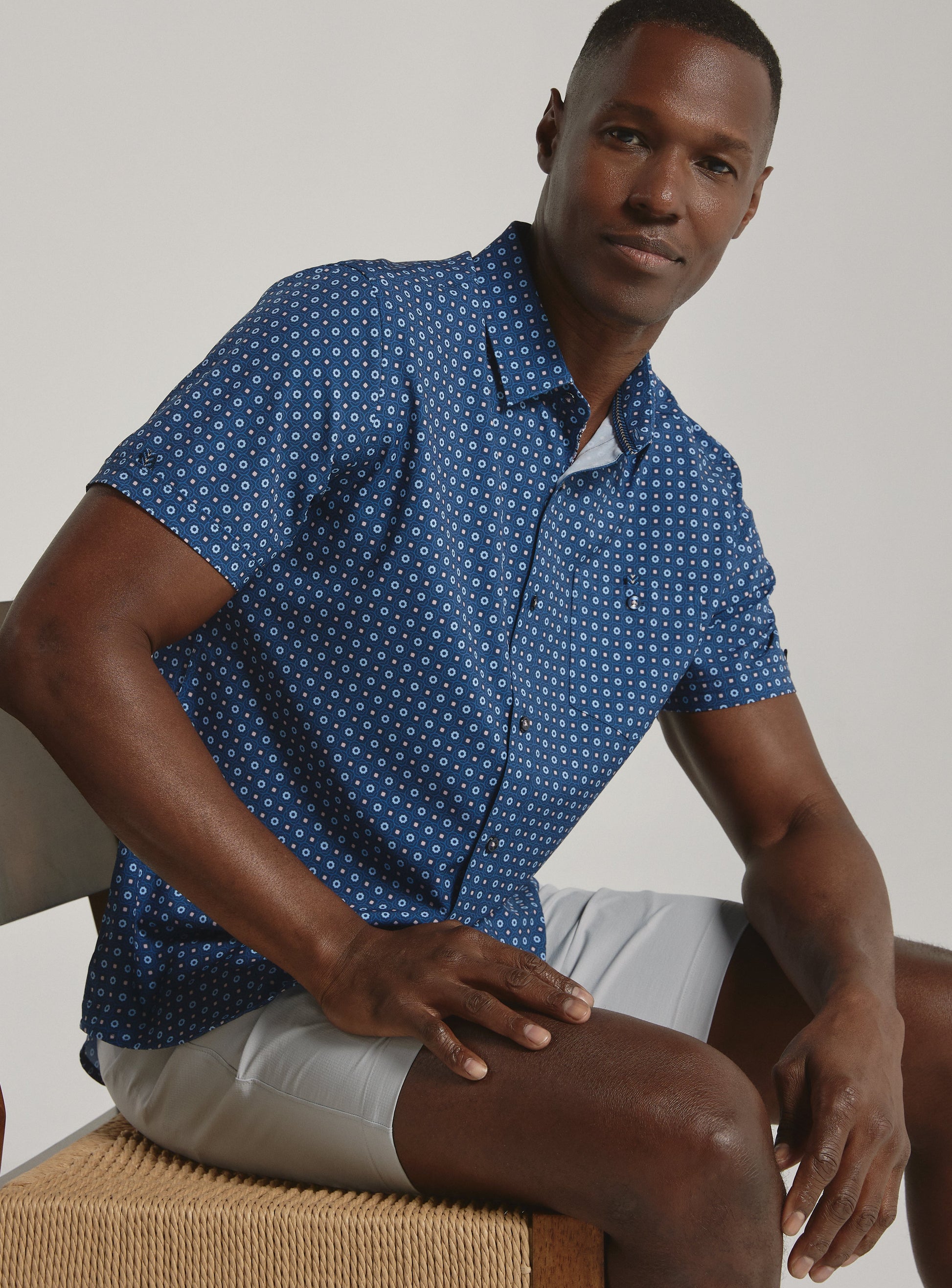 navy-7847