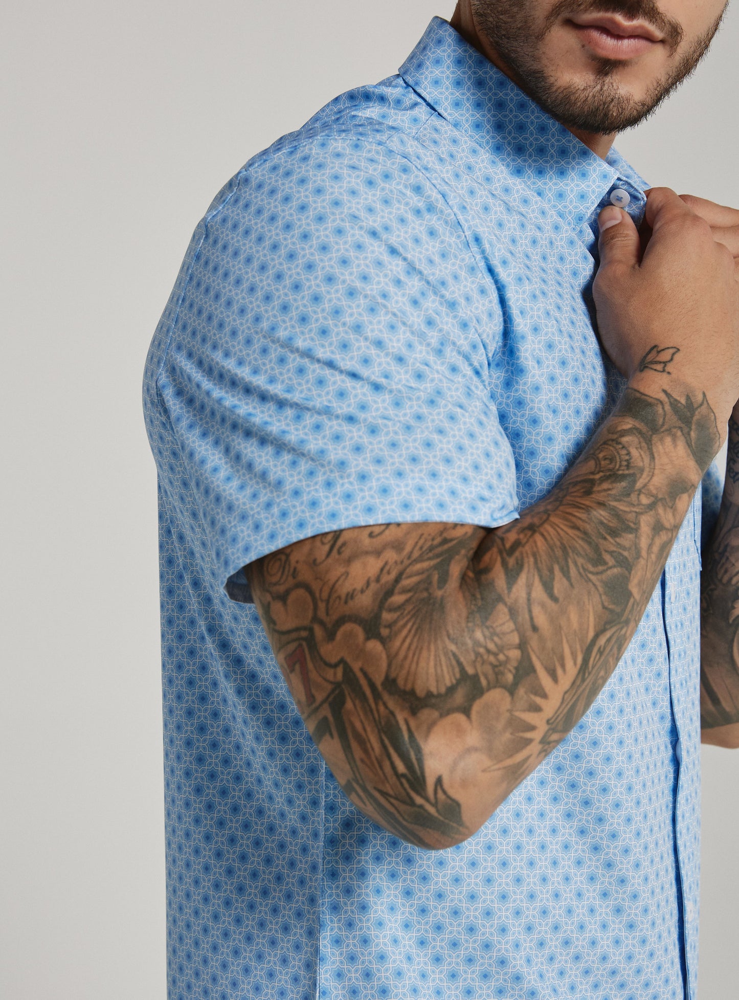 light-blue-7848