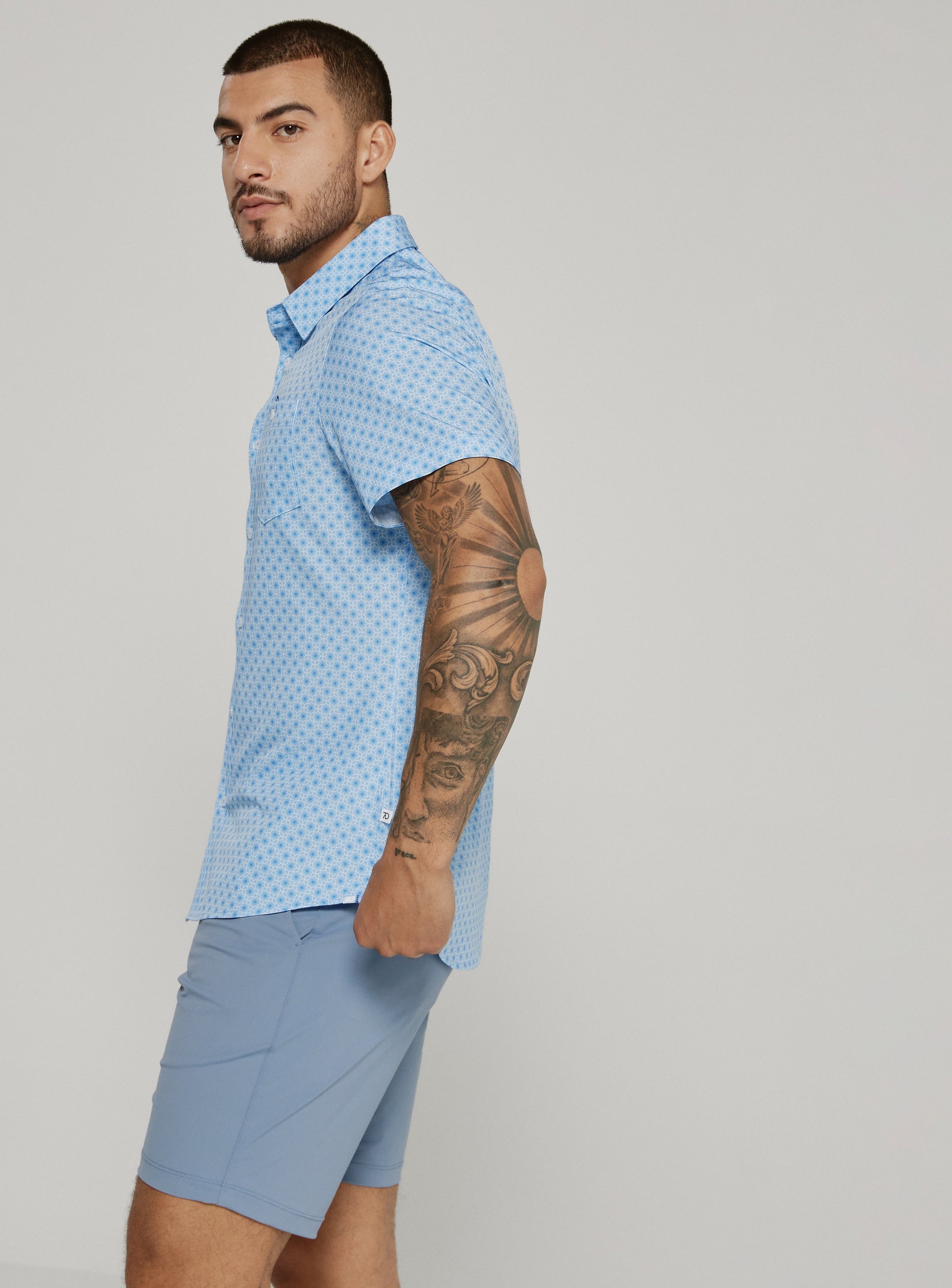 light-blue-7848