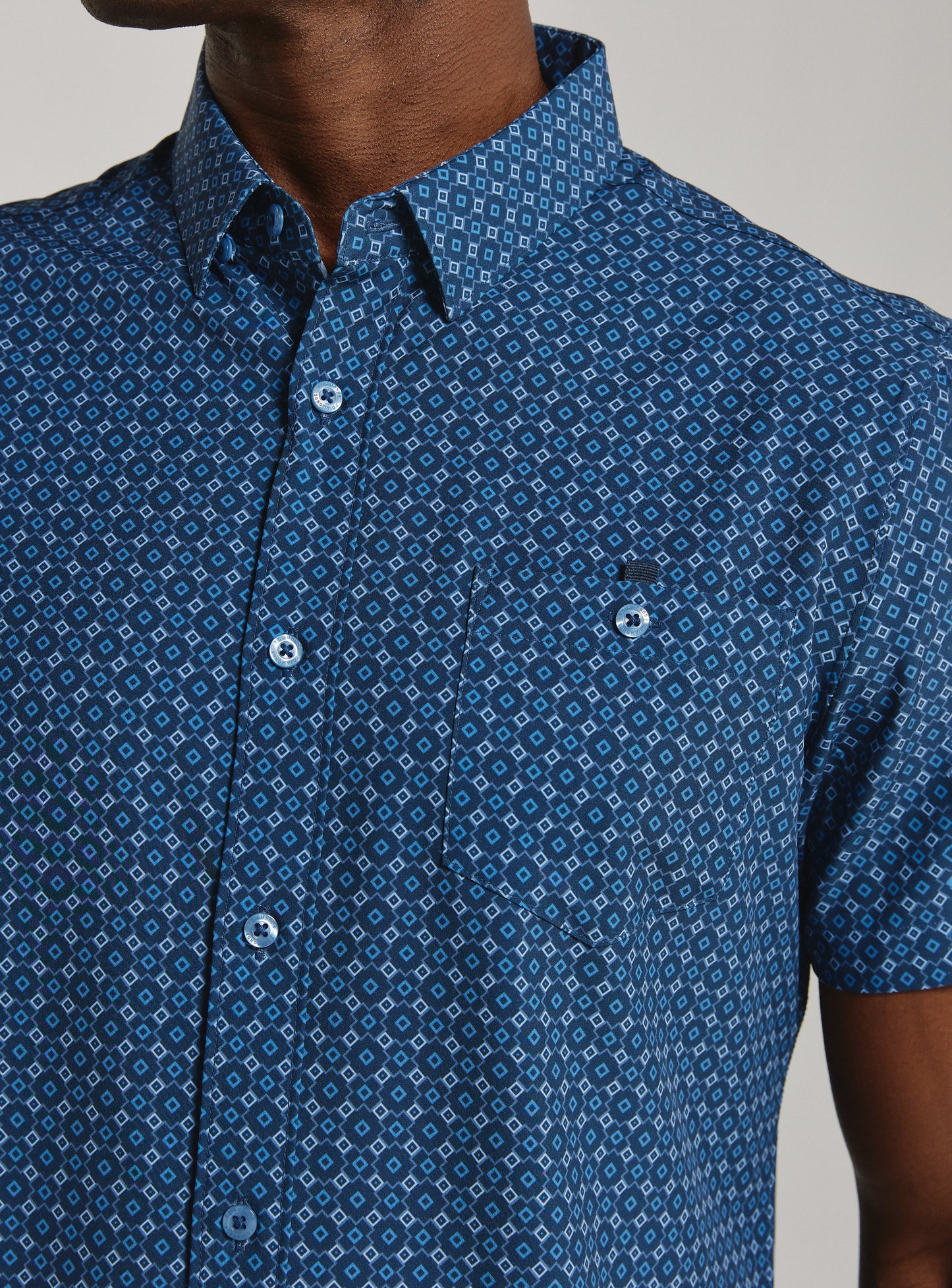 navy-7849