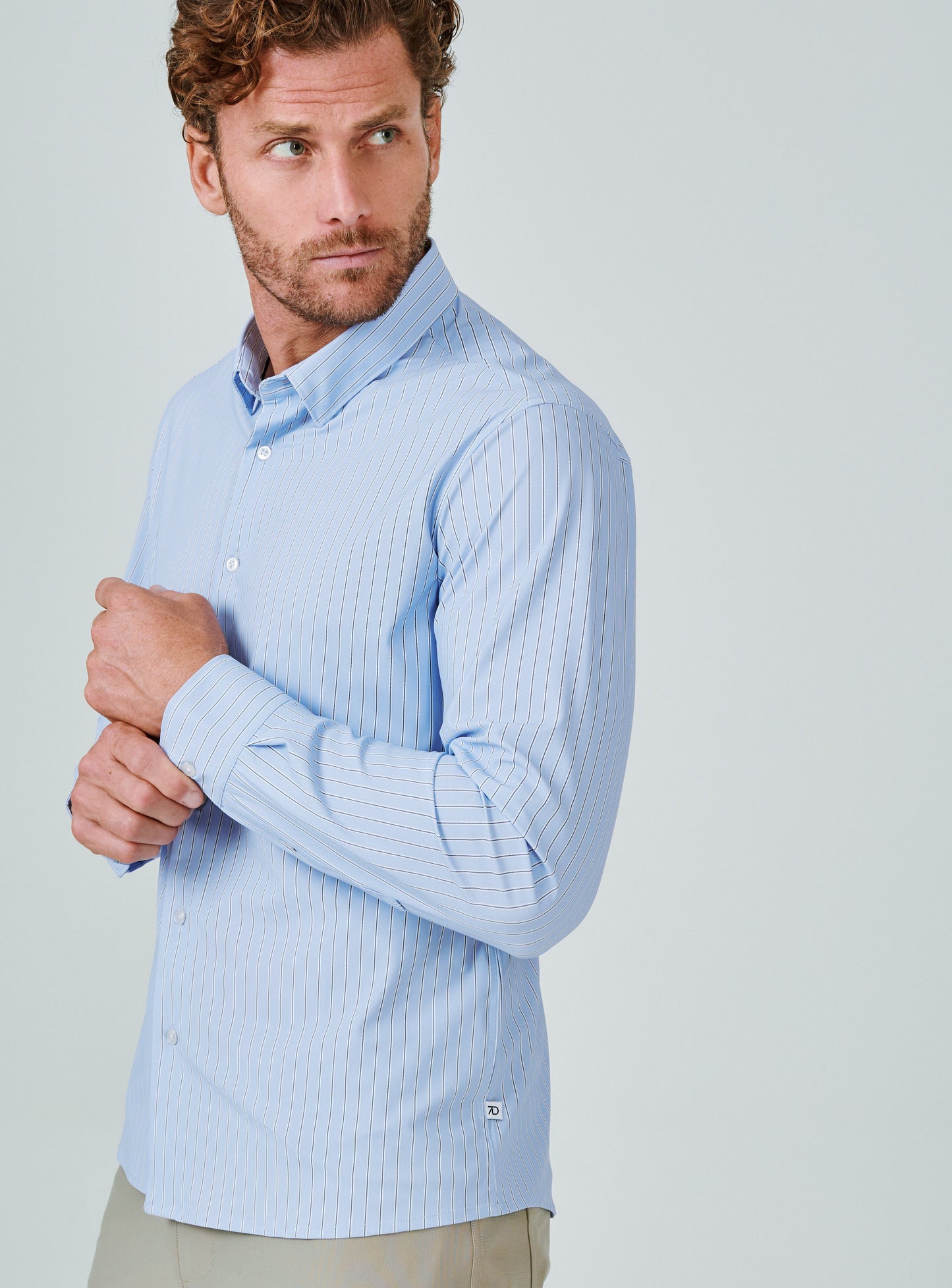 light-blue-7521