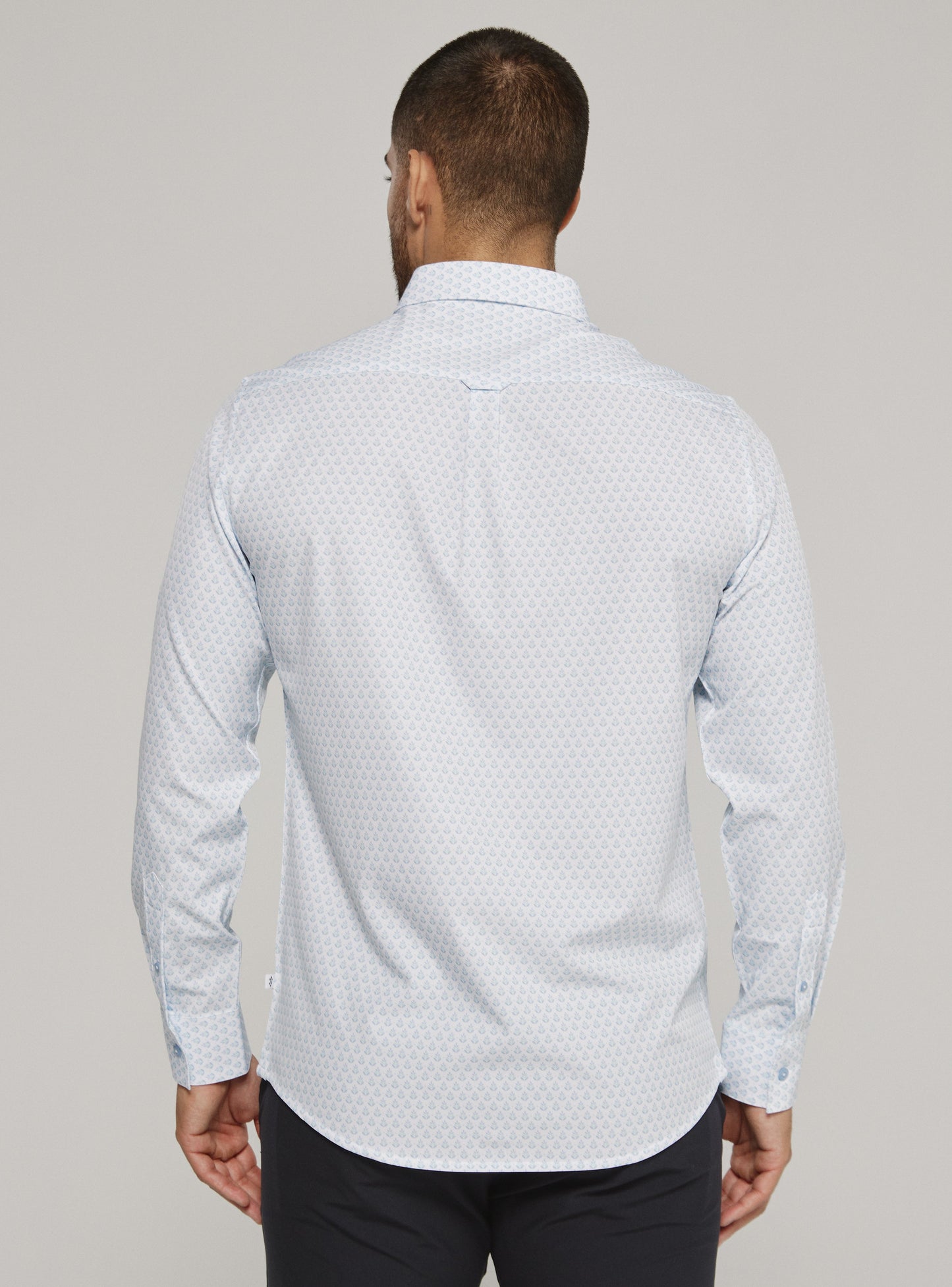 white-7871