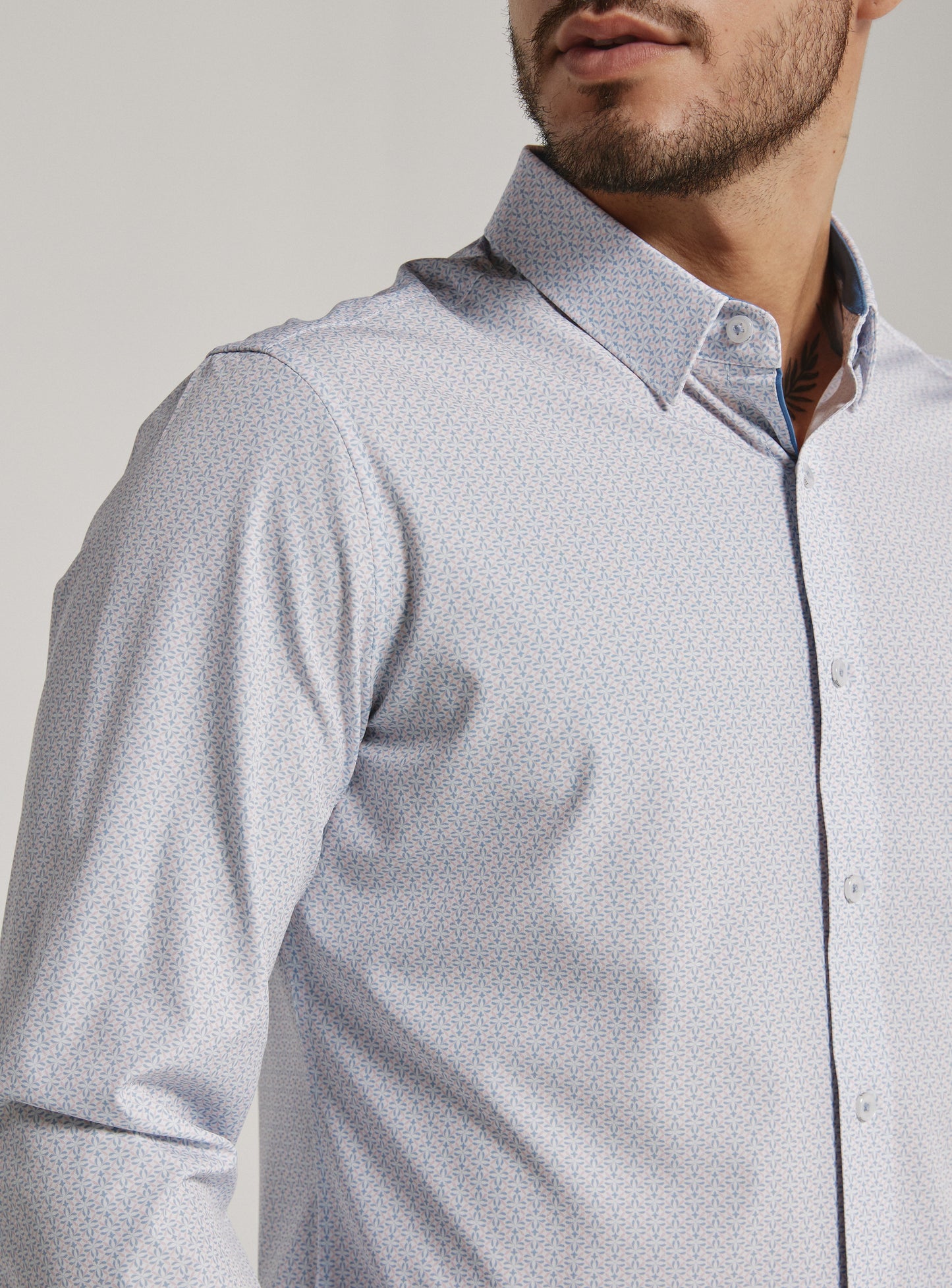 white-7874