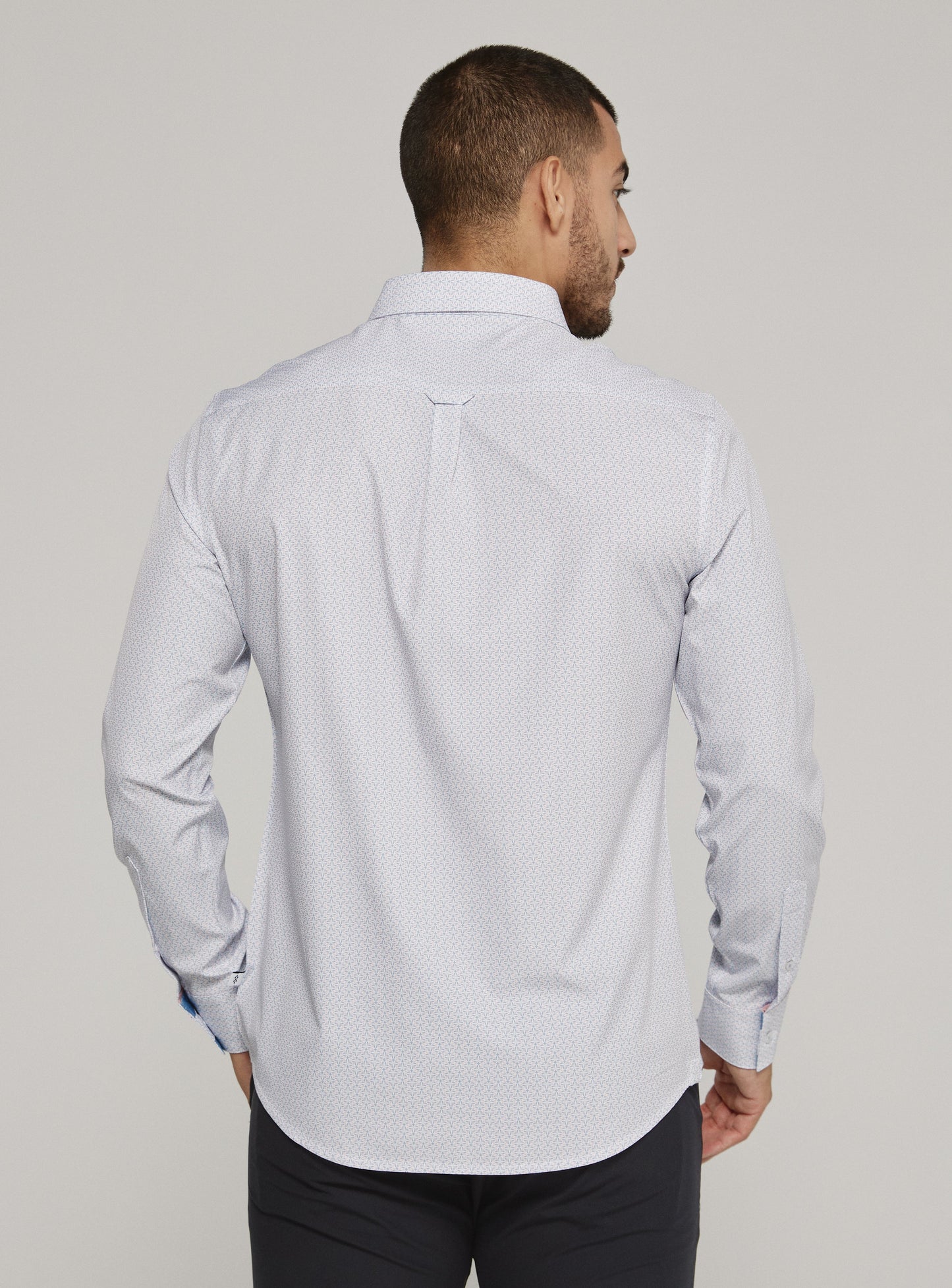 white-7874