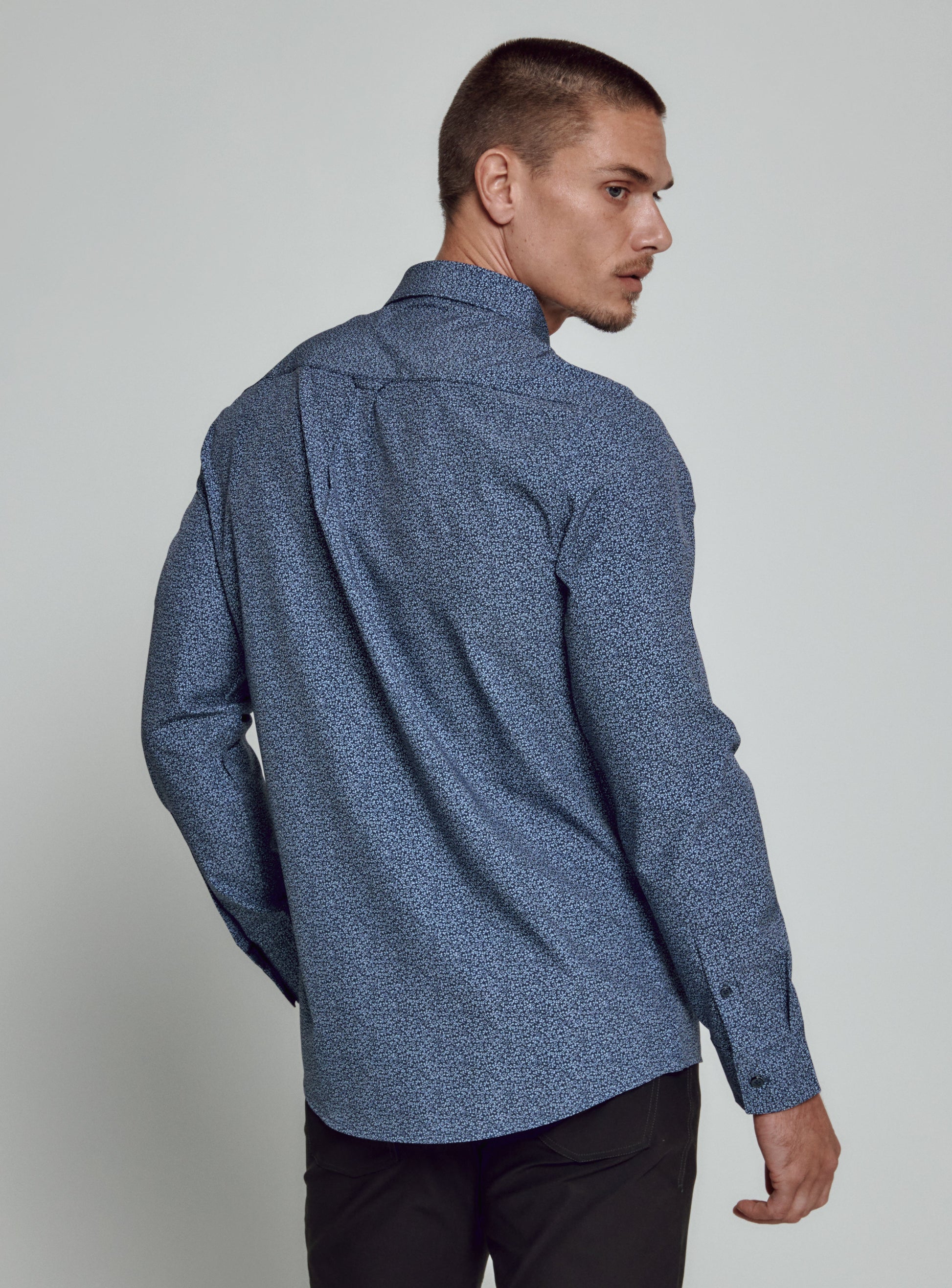 navy-7883