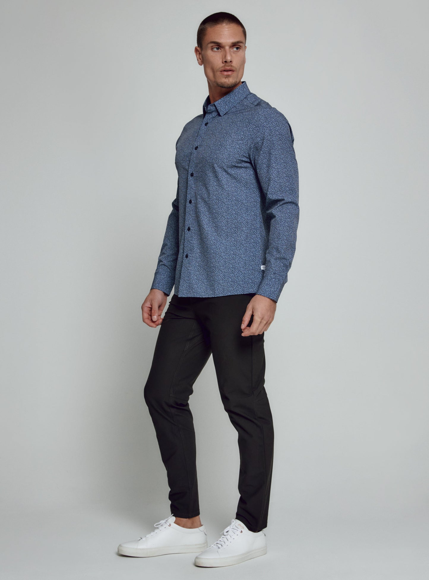 navy-7883