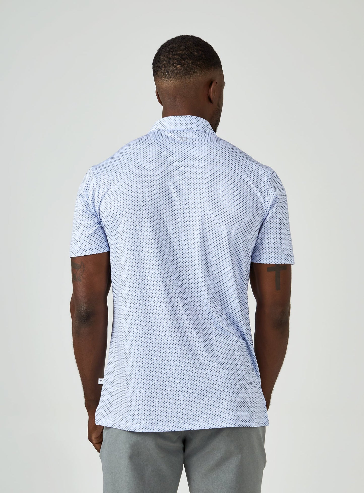 white-1573