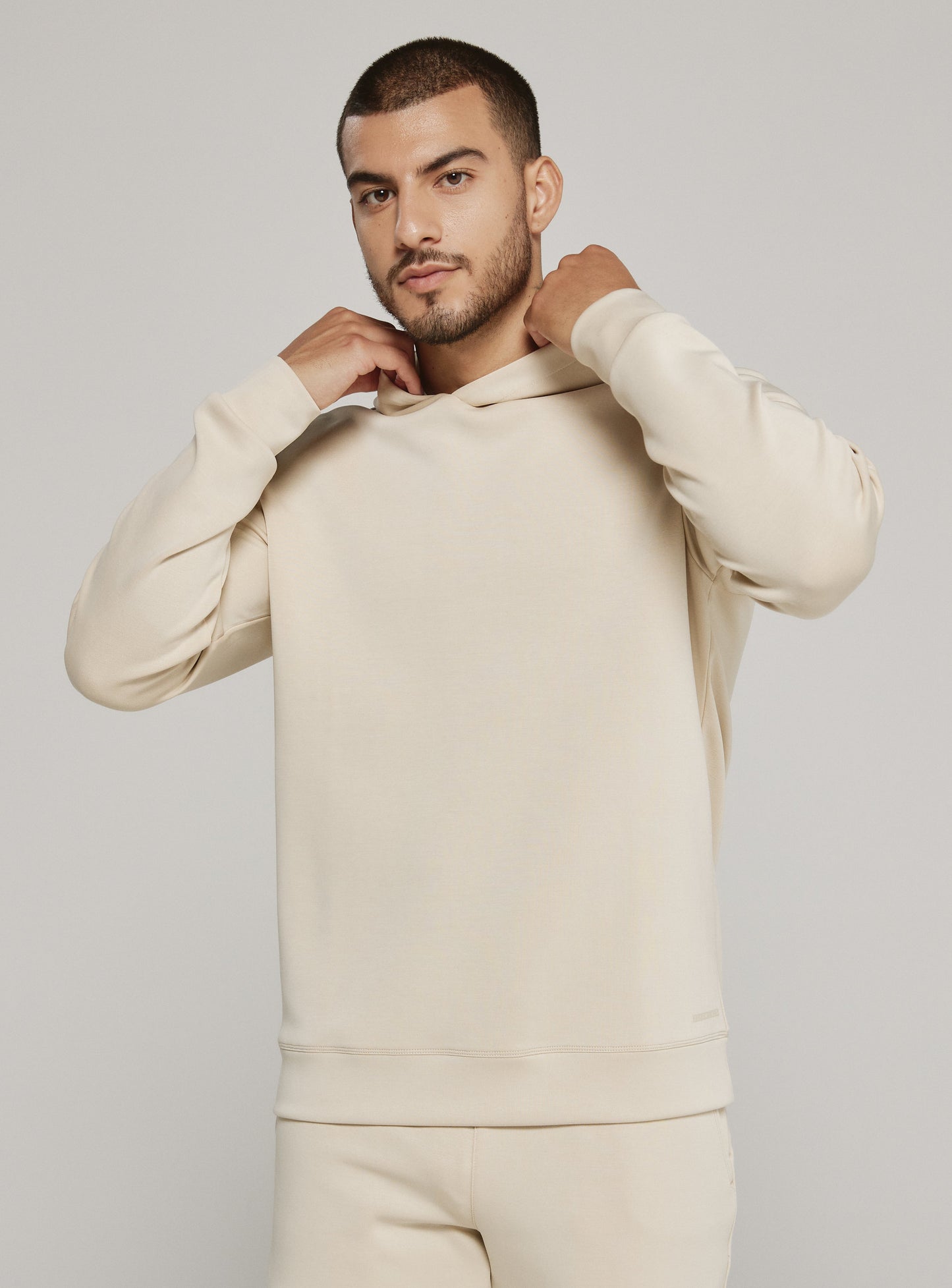 beige-8362