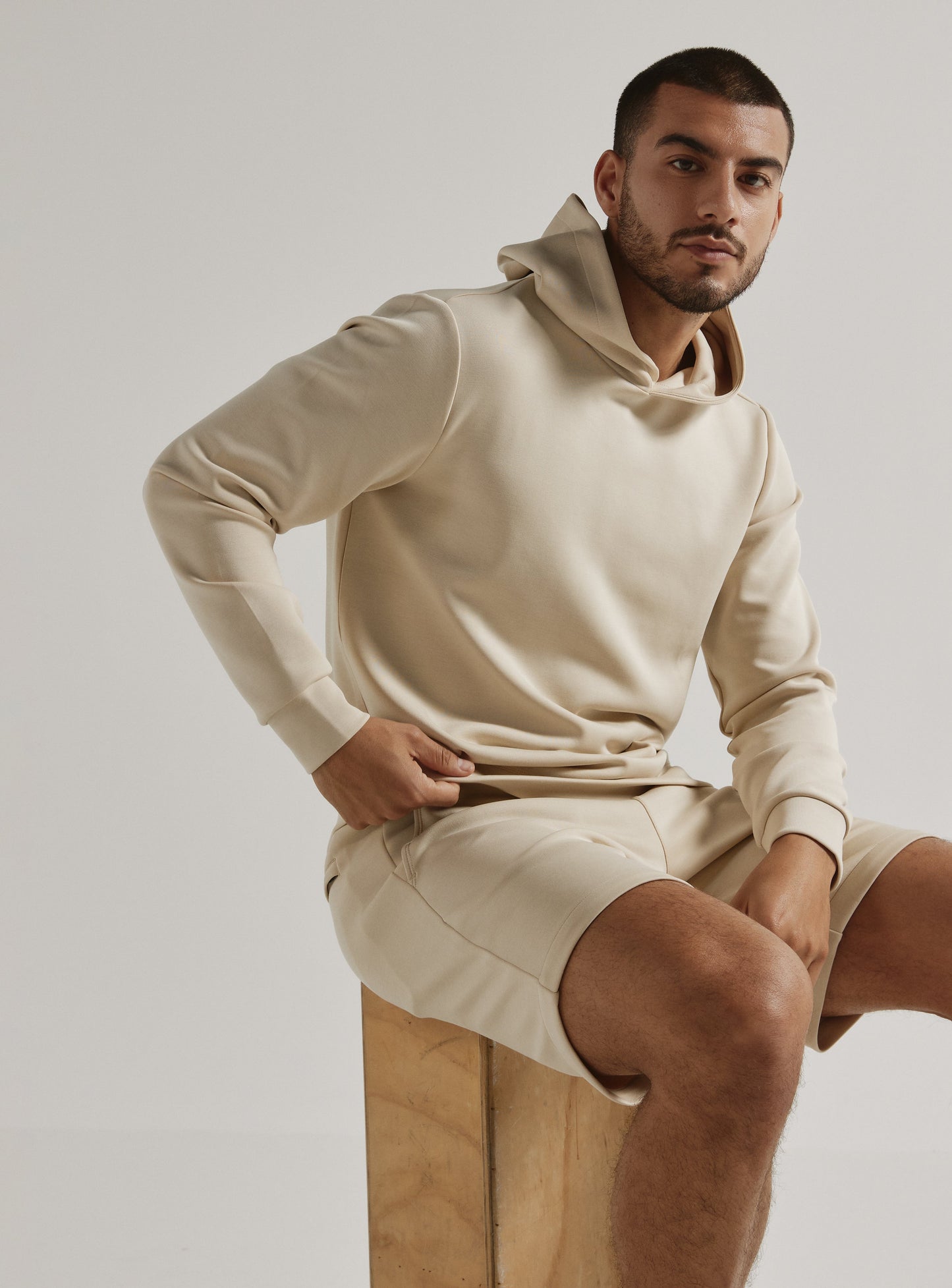 beige-8362