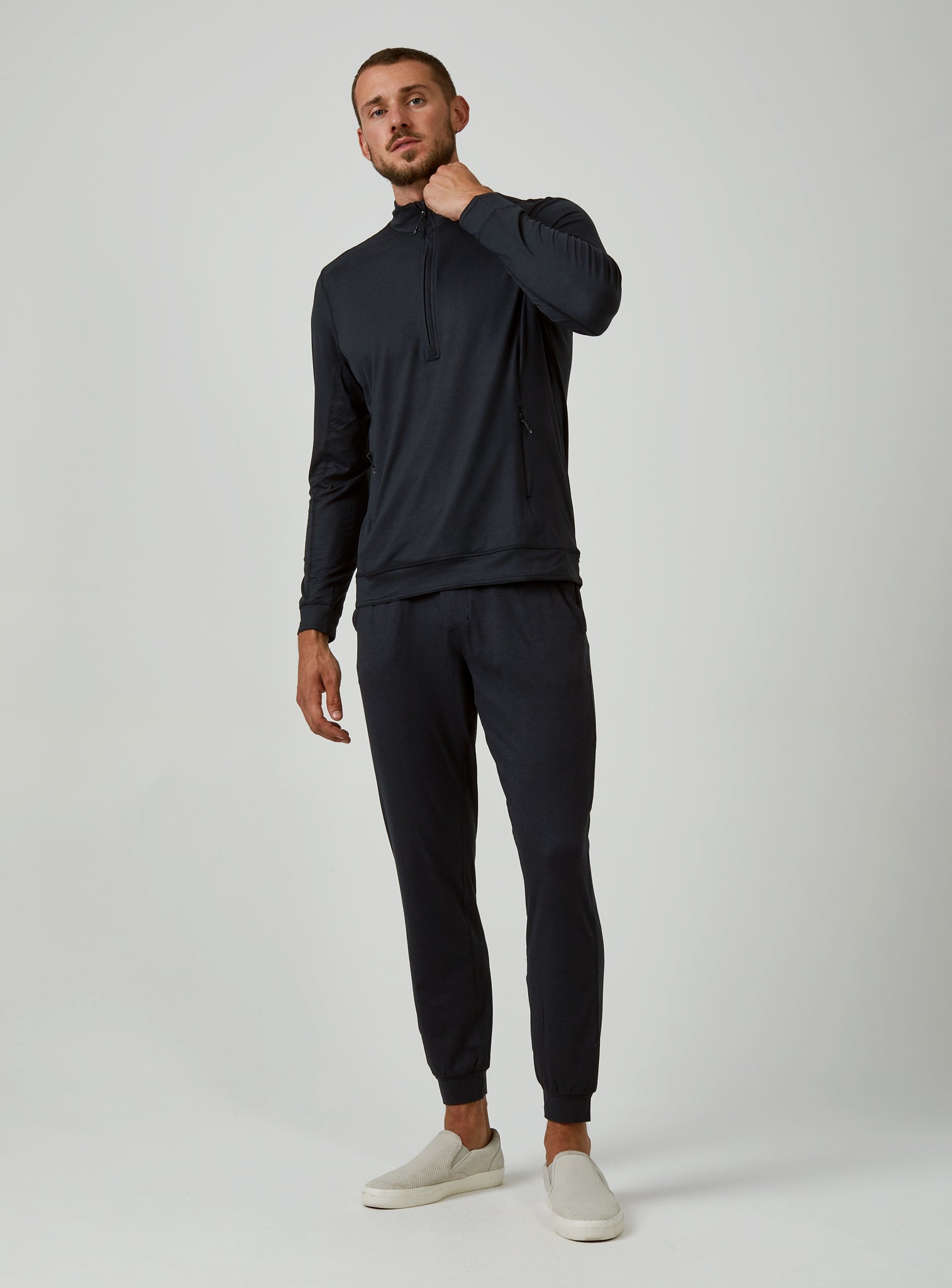 heather-black-1008