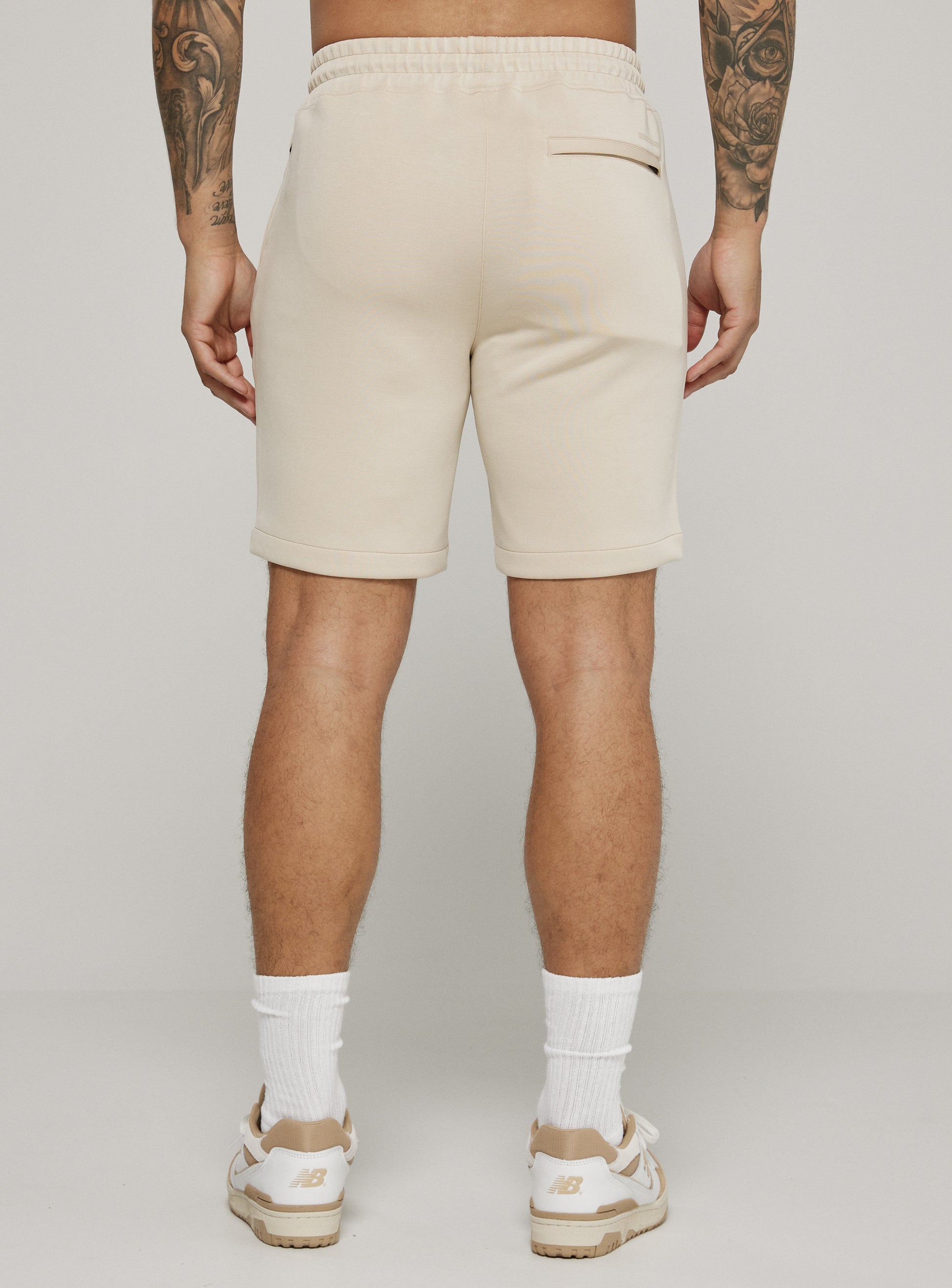beige-1347