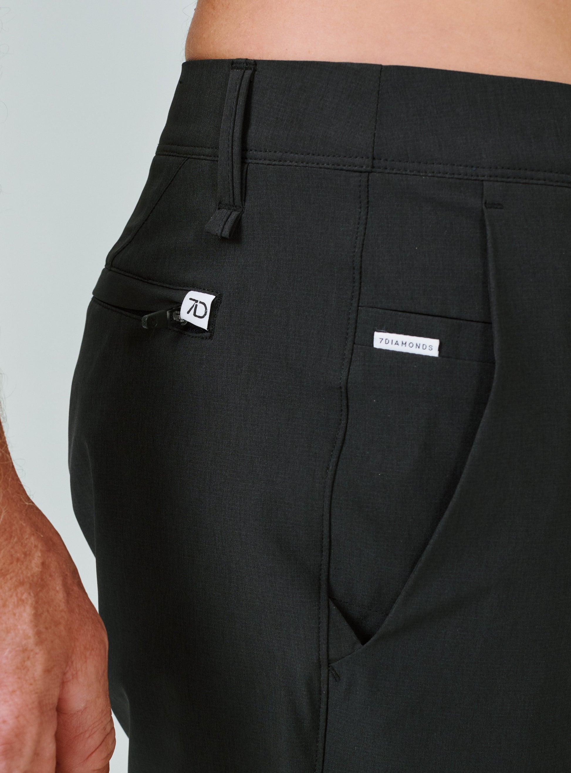 black-1320