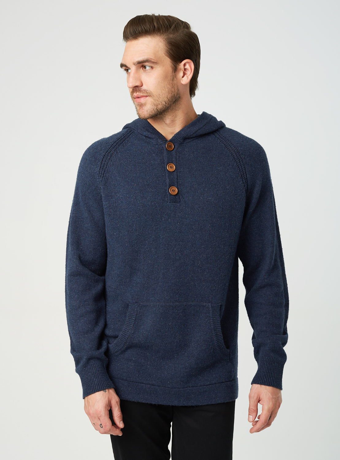 navy-8600