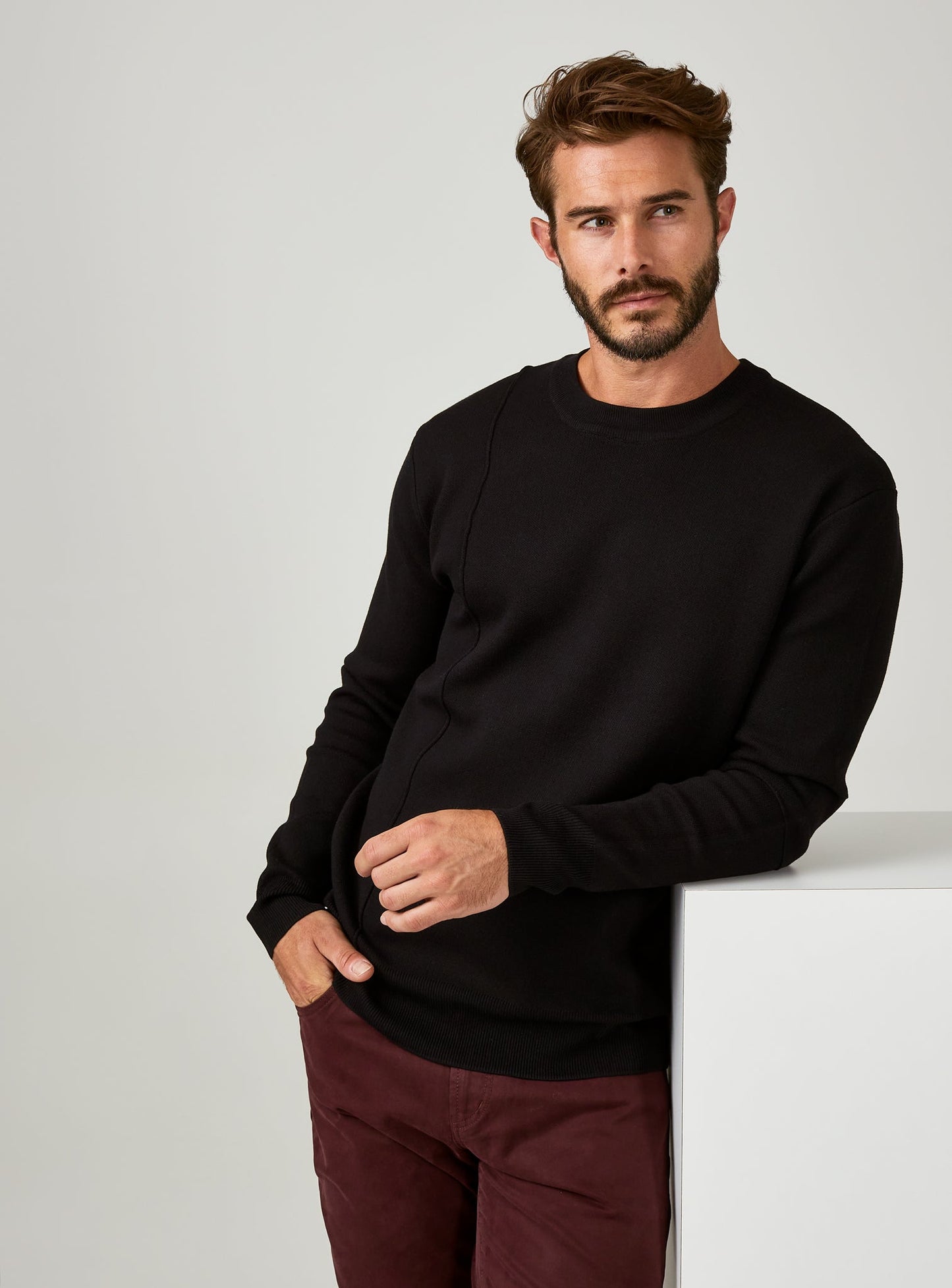 black-8684