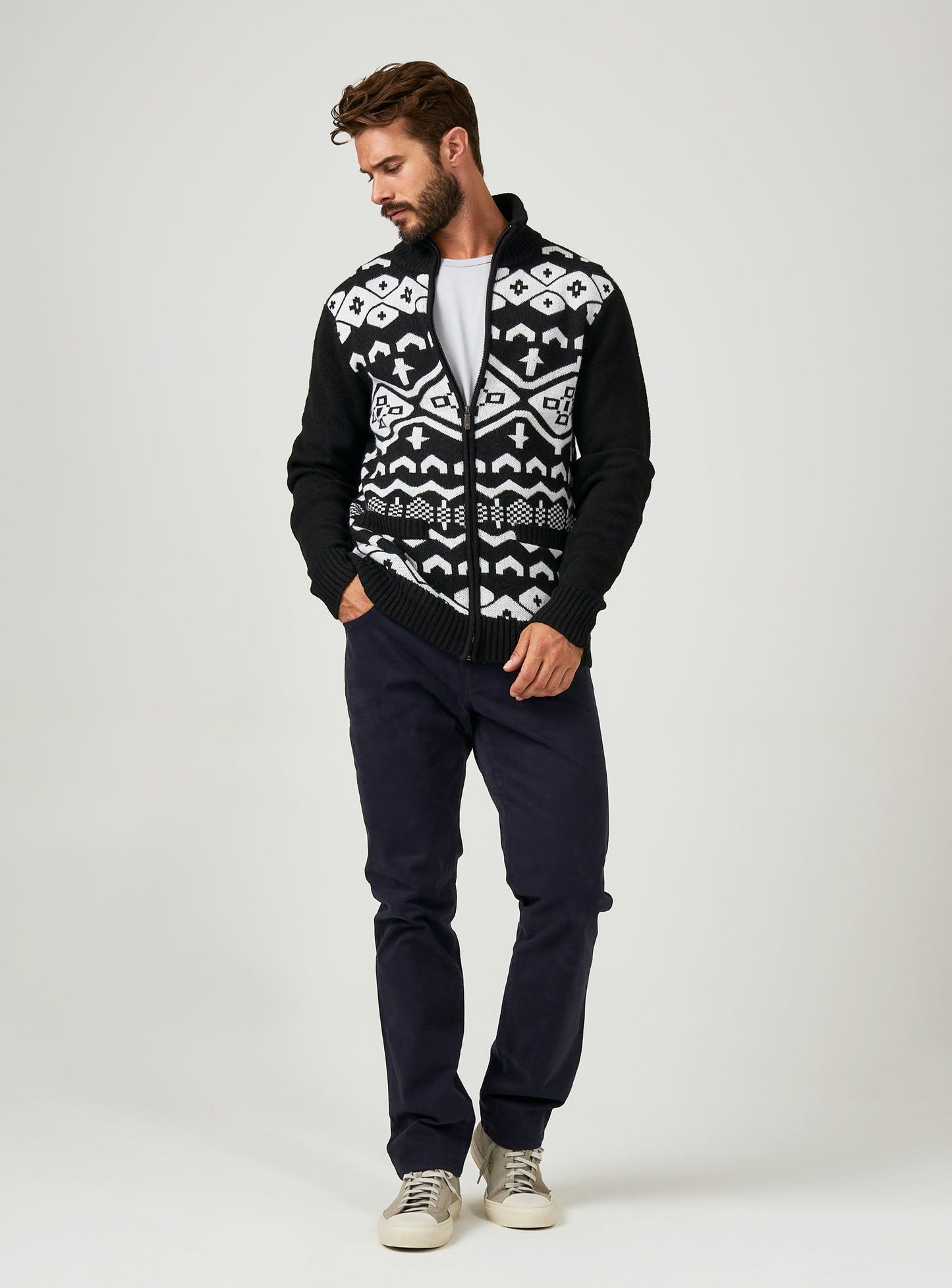 black-8699