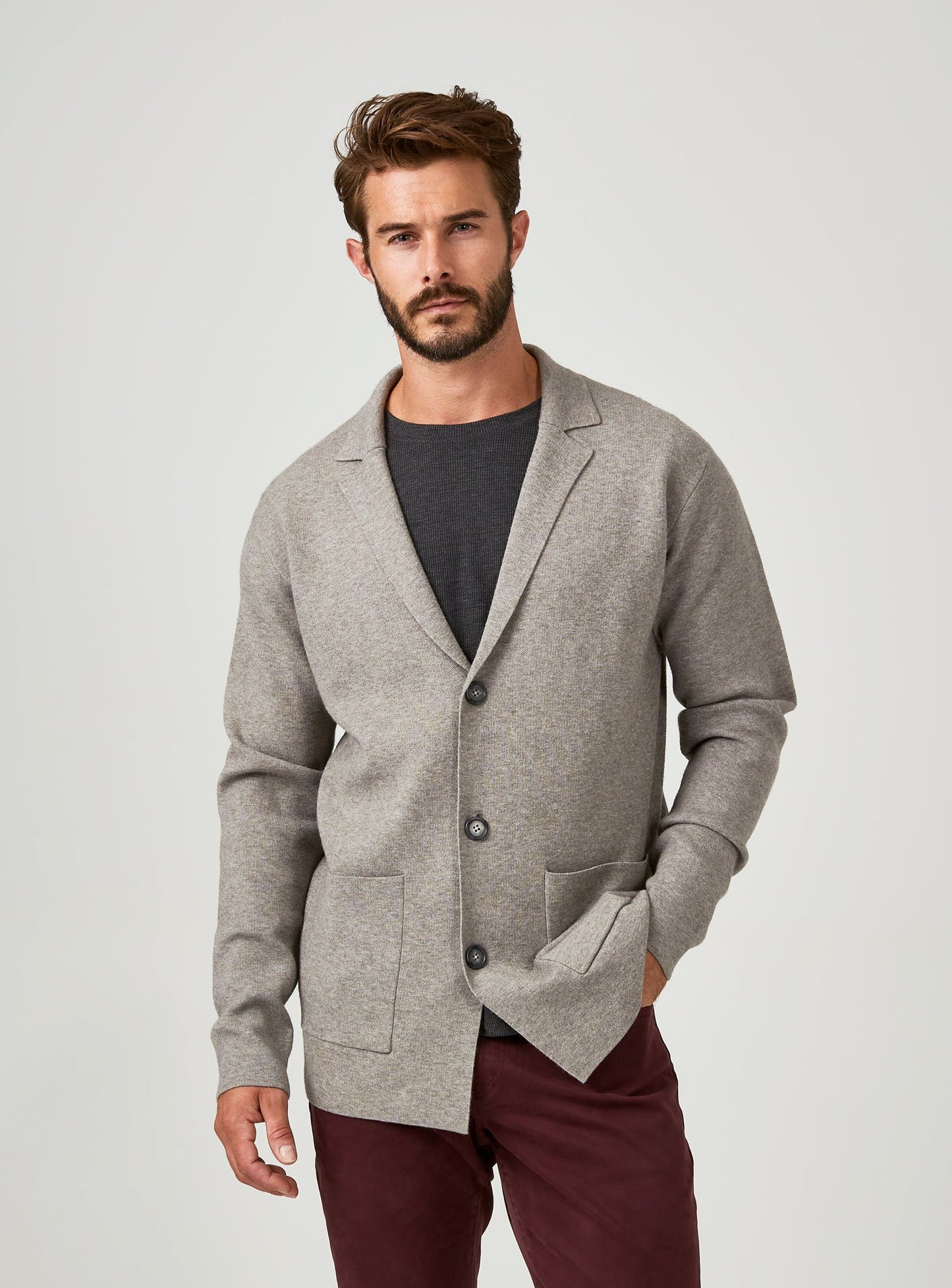 warm-grey-8702