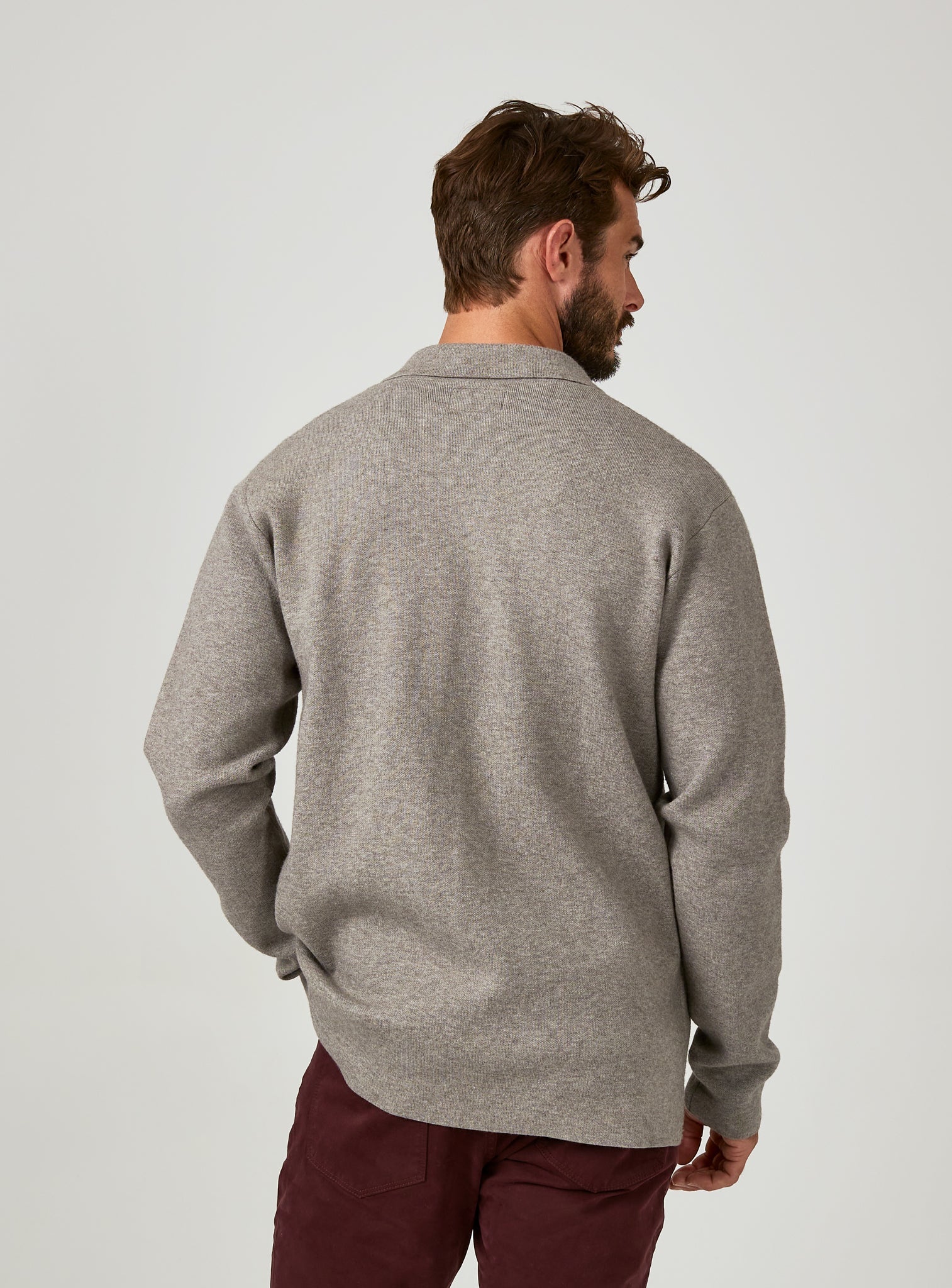 warm-grey-8702