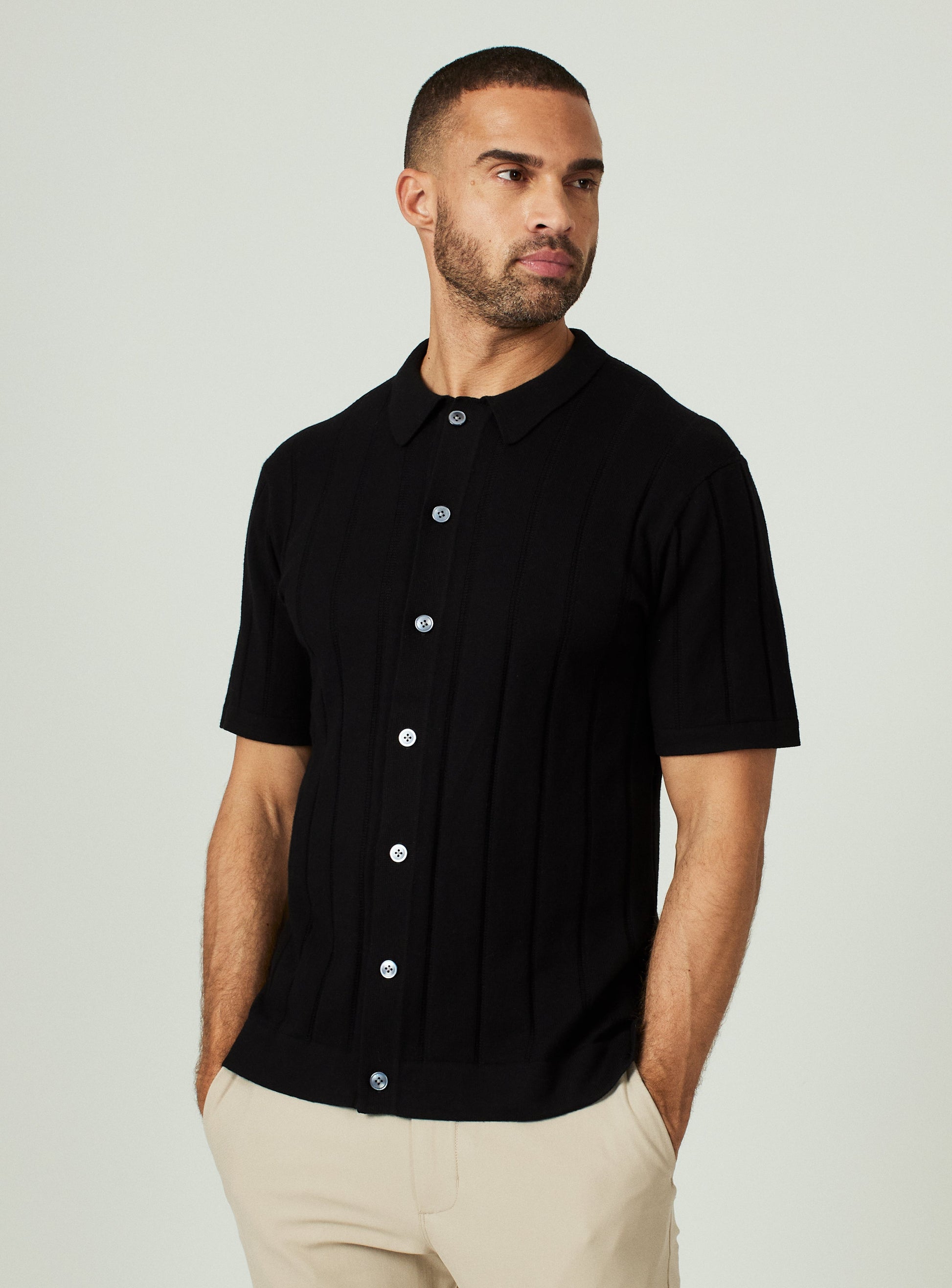 black-8711