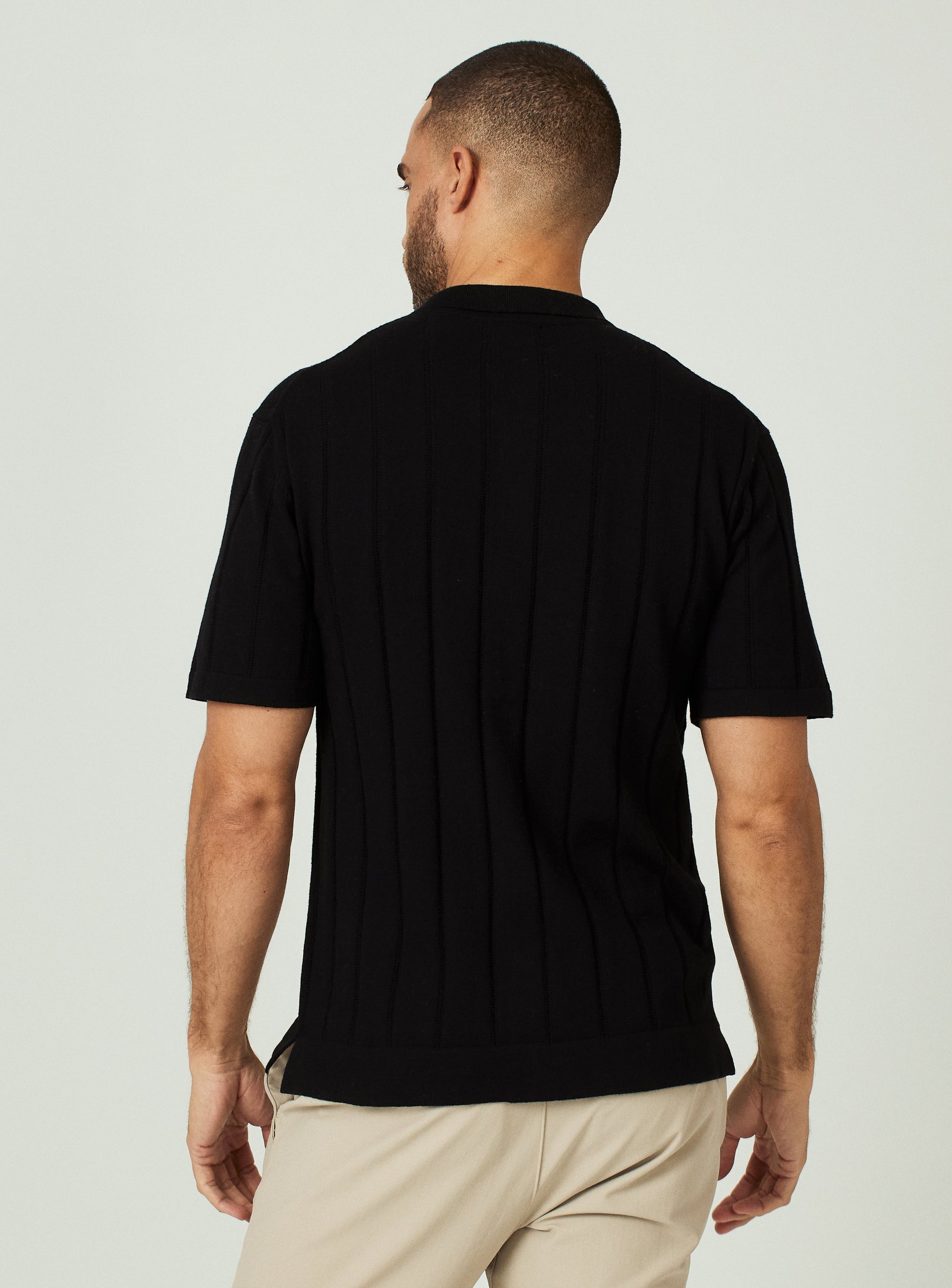 black-8711