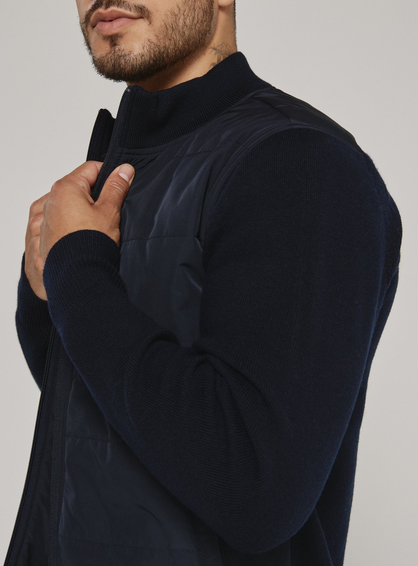 navy-8714