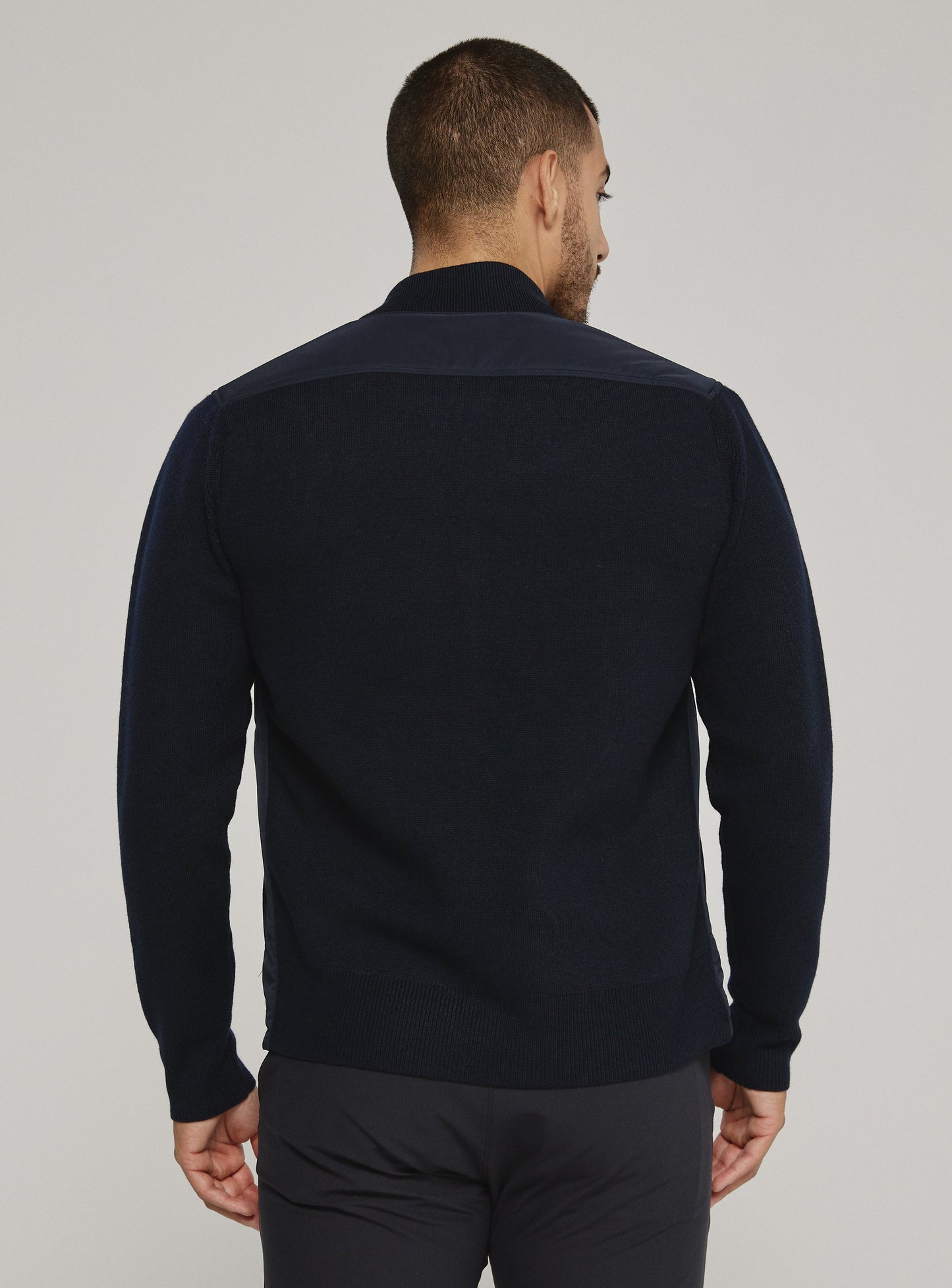 navy-8714