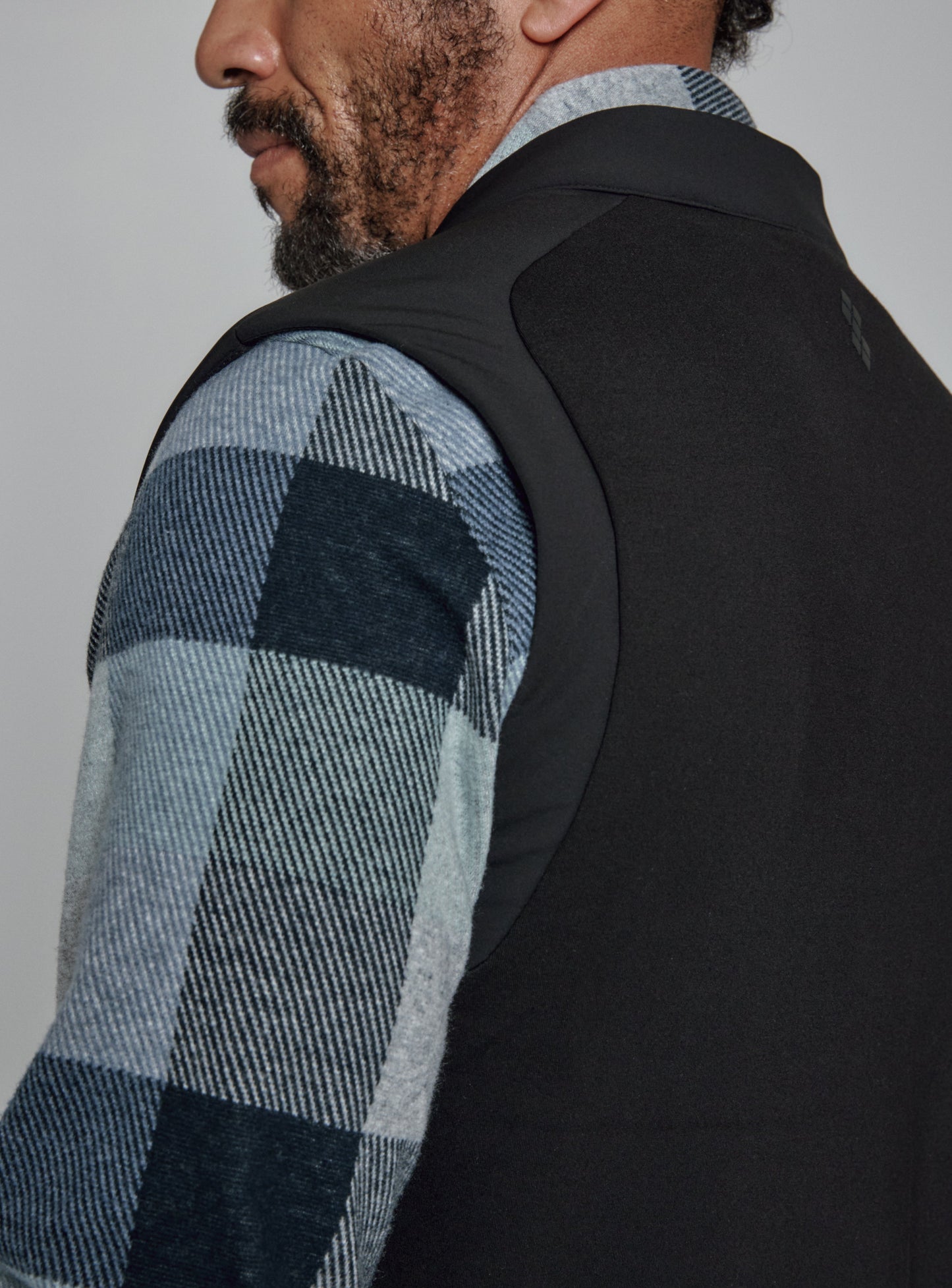 black-1005