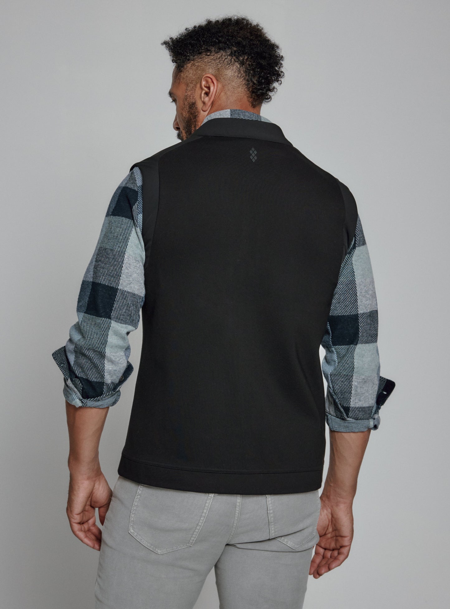 black-1005