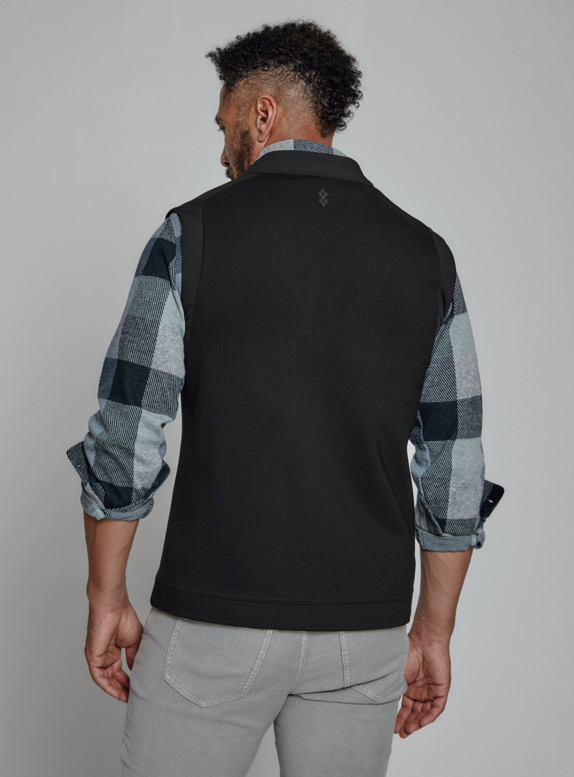 black-1005