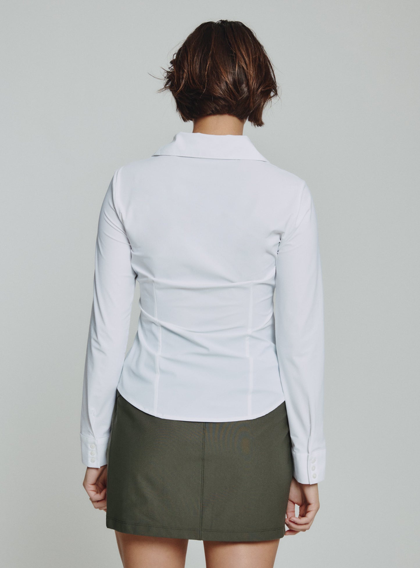white-1000