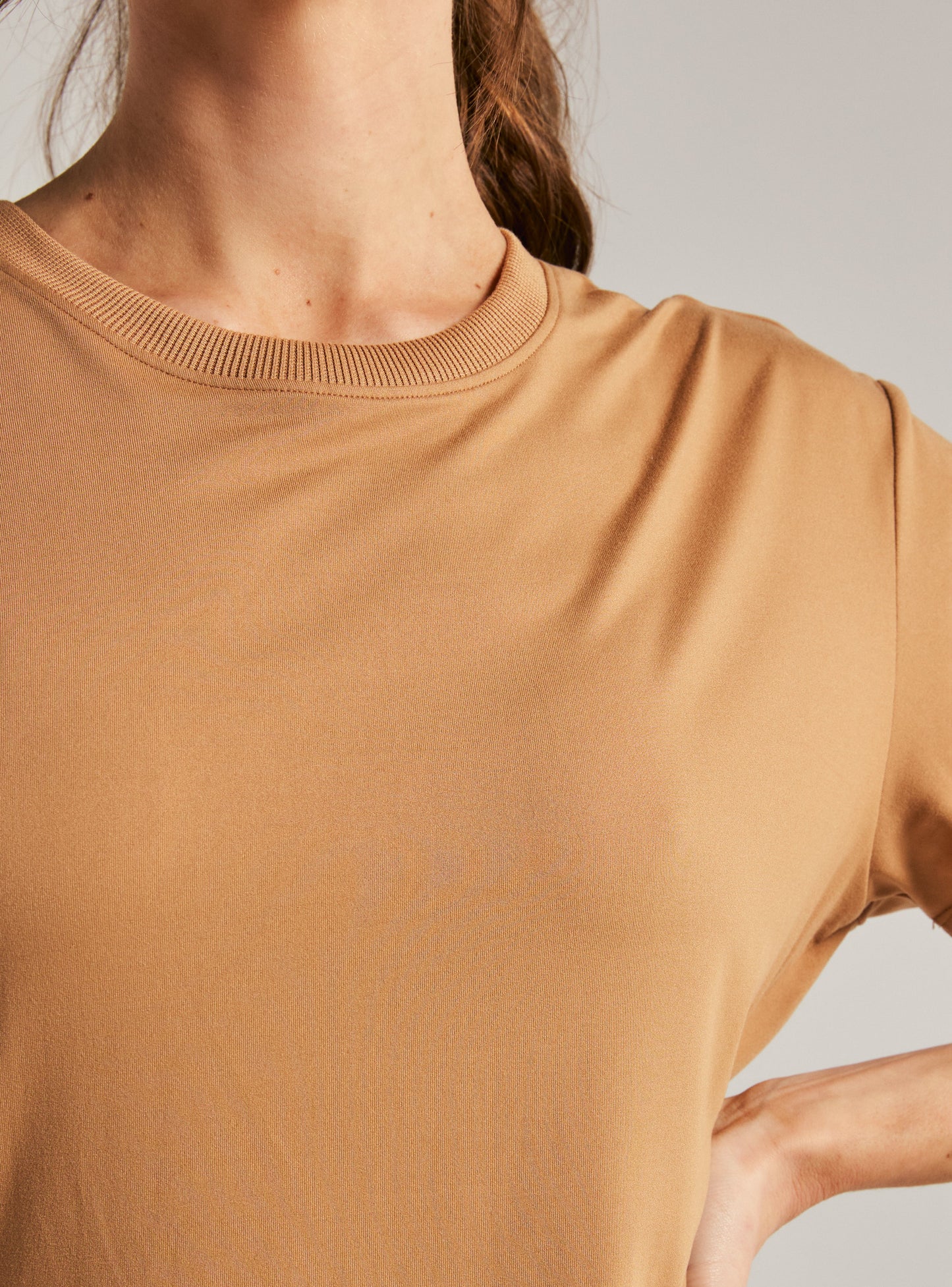 tawny-8000