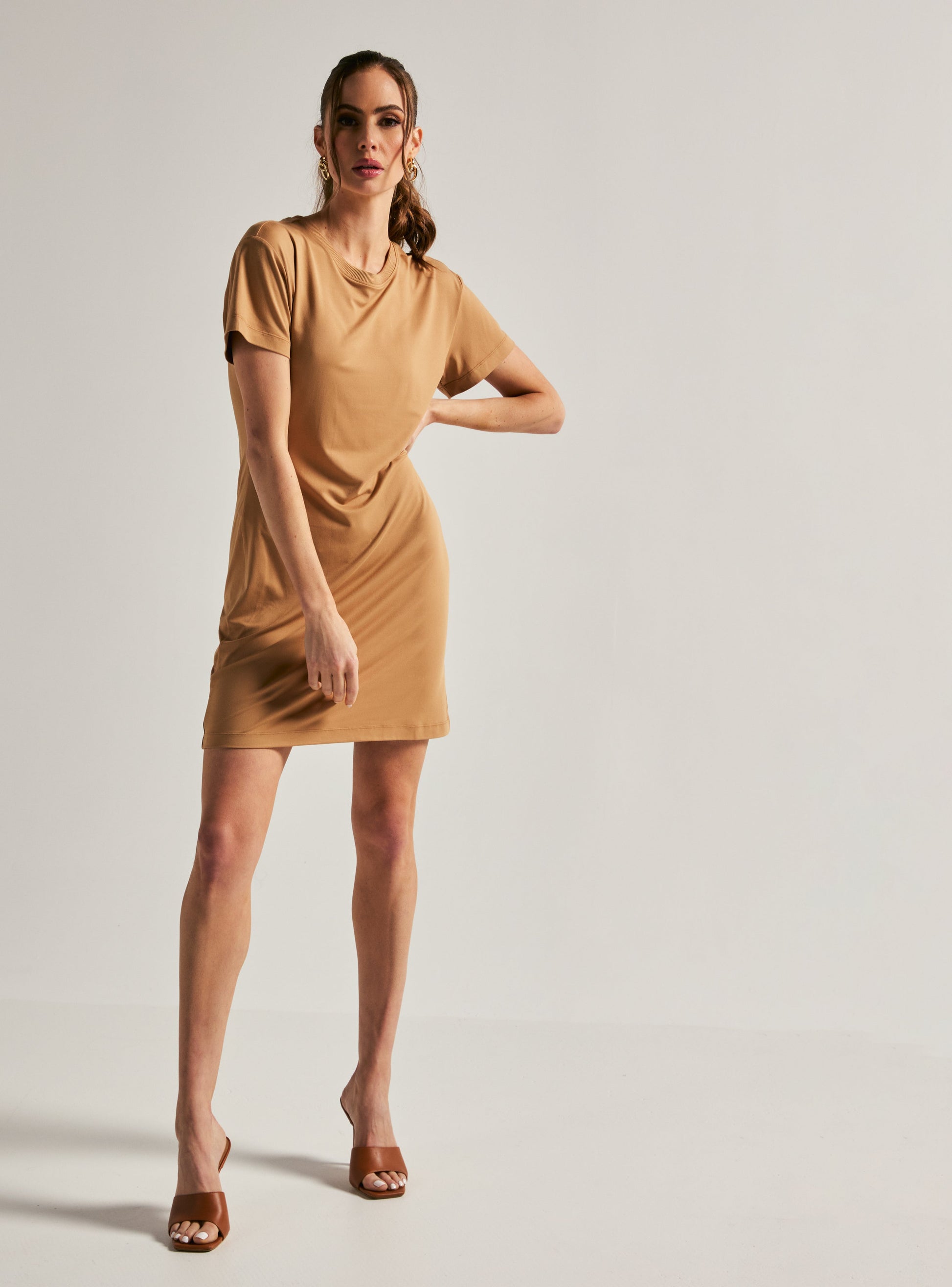 tawny-8000