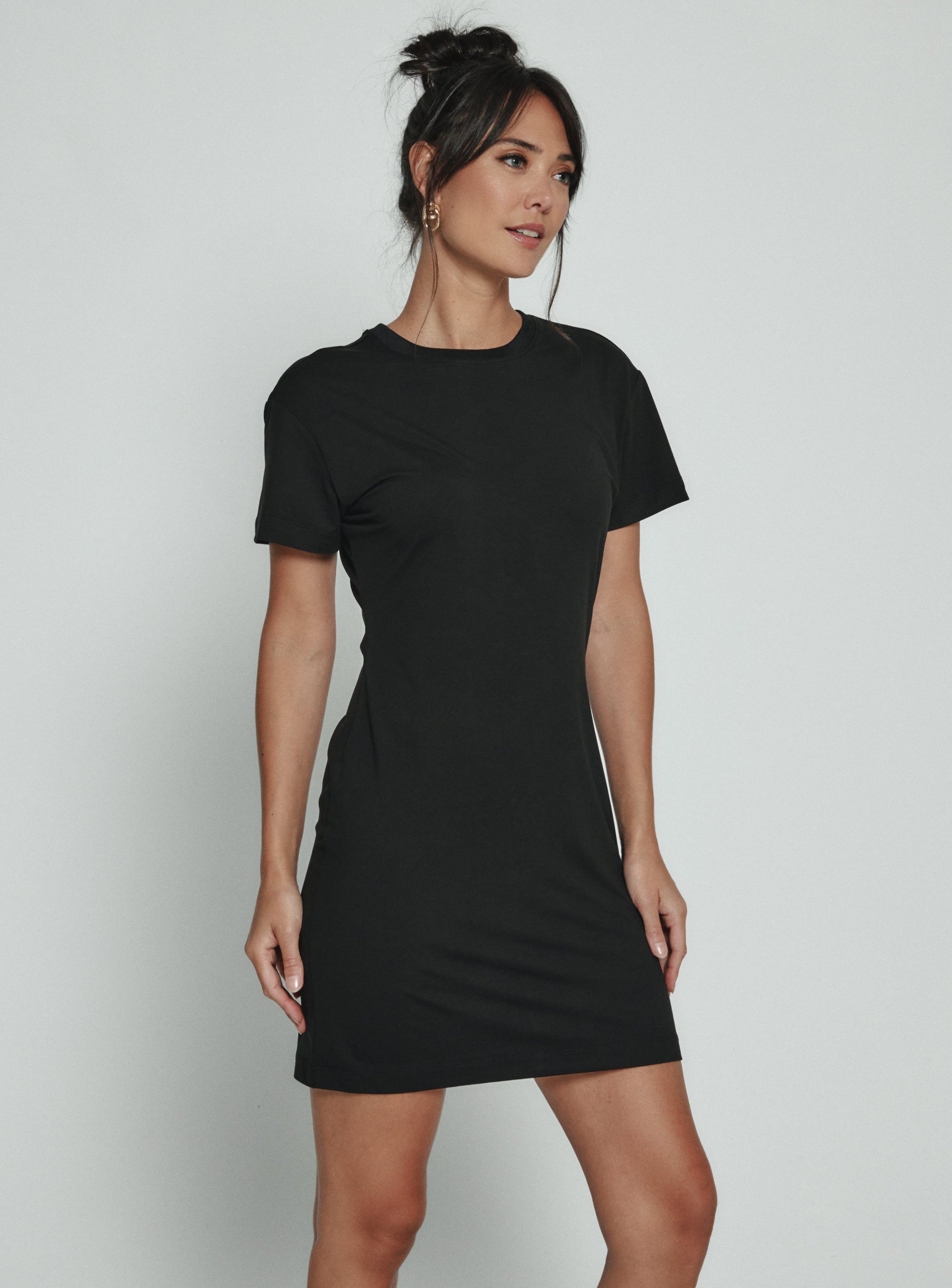 black-8000