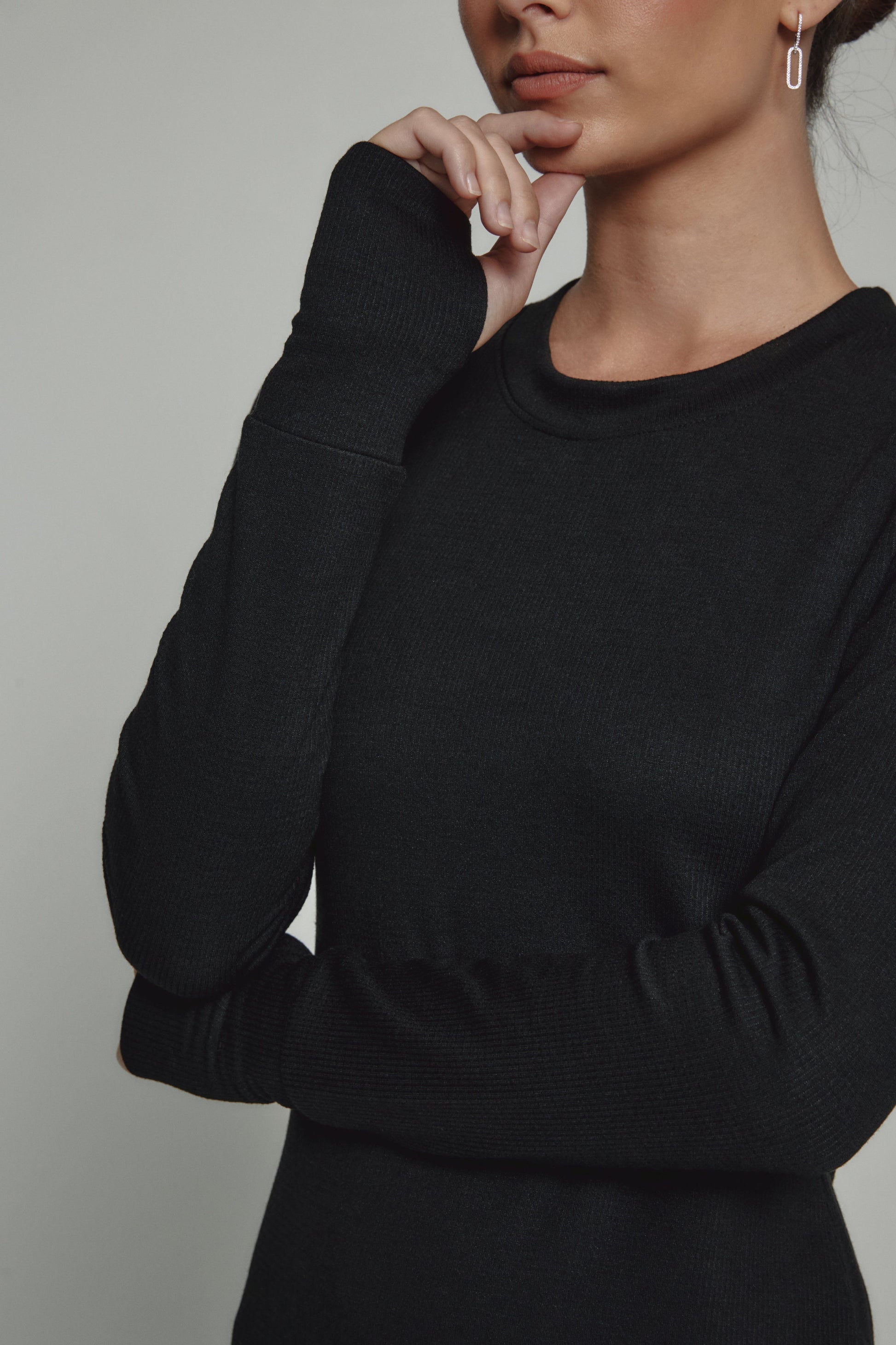 black-8001