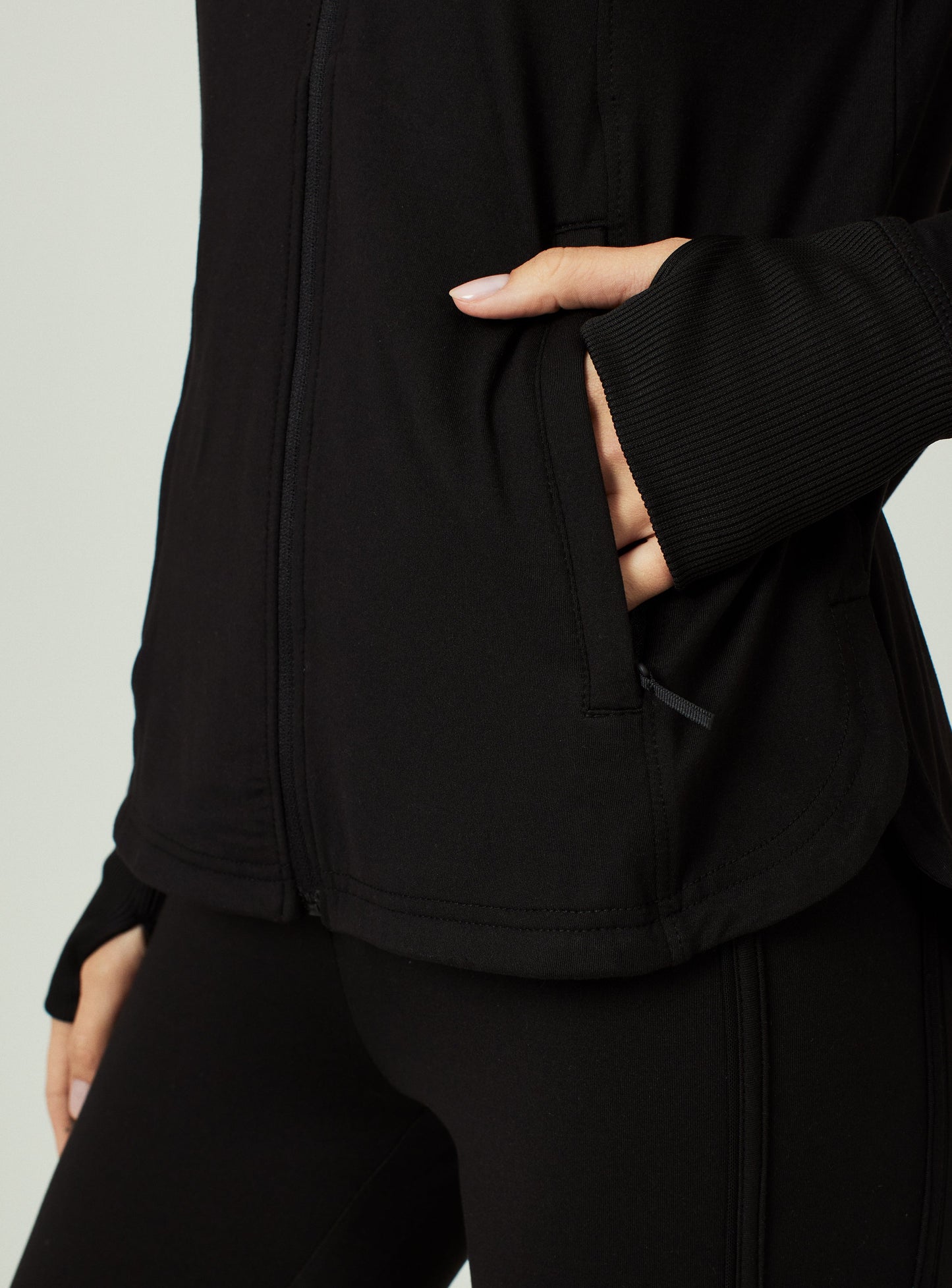 black-4000