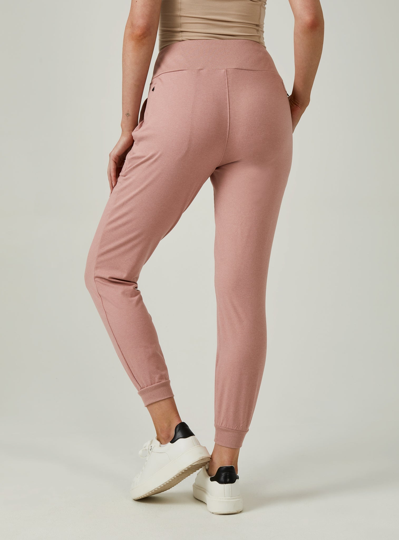 heather-chai-5000